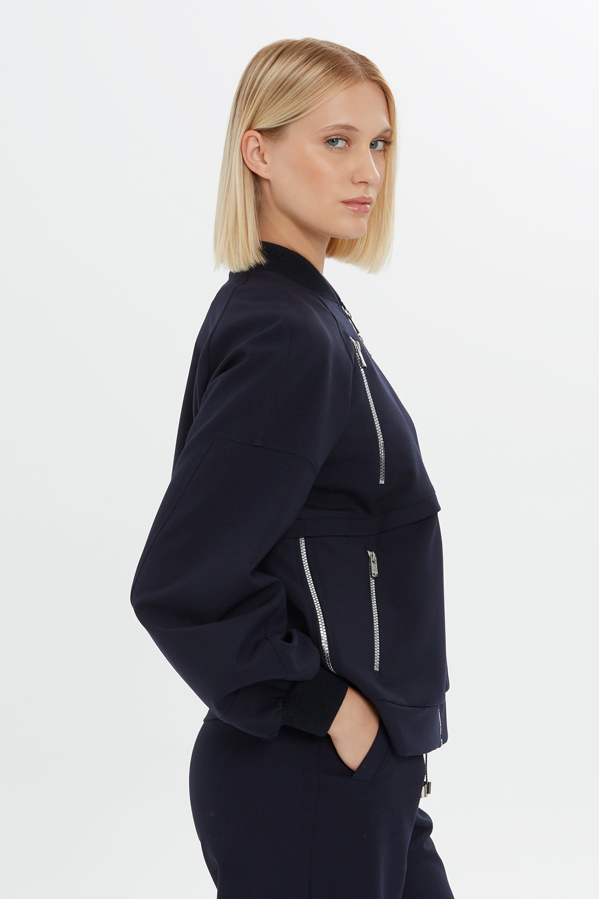 Fermuar Detaylı Bomber Ceket