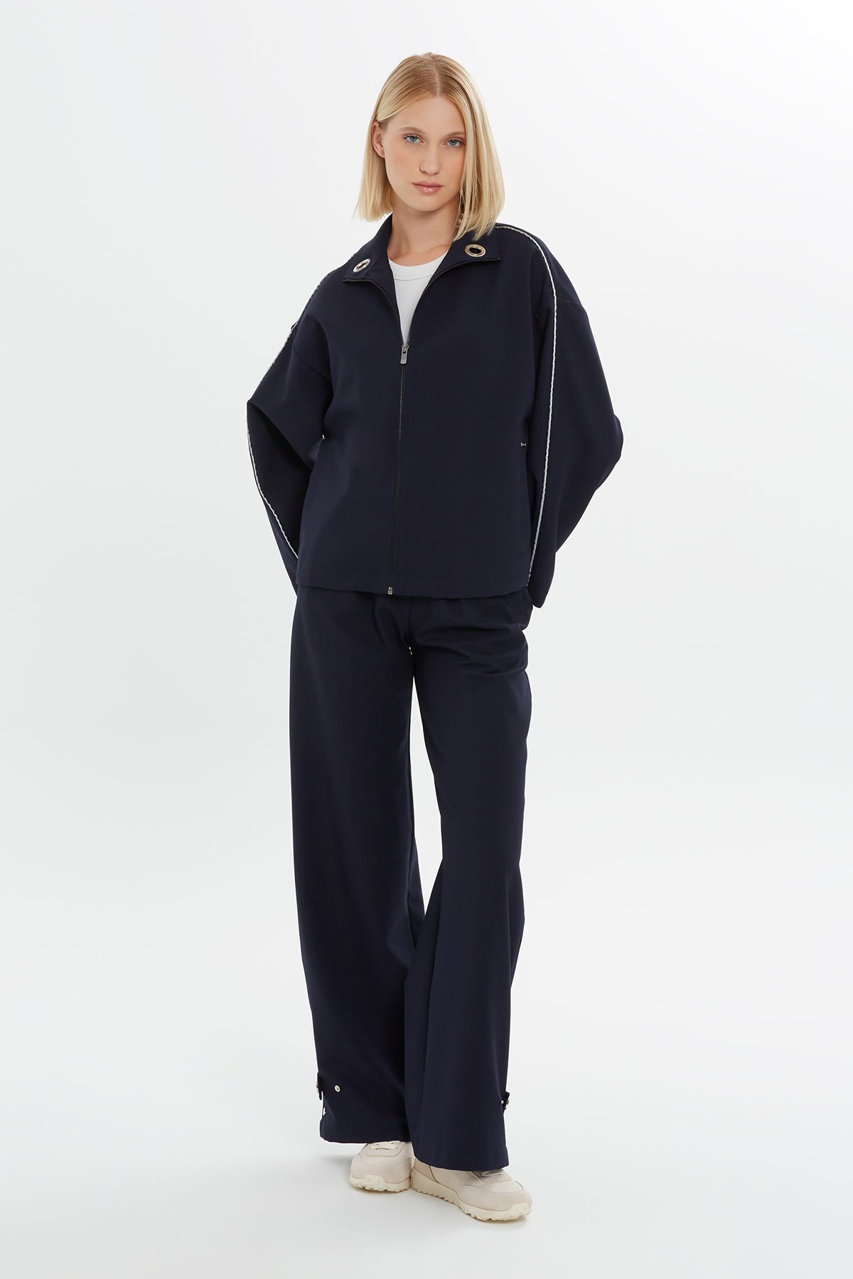 Uzun Kollu Fermuarlı Salaş Eşofman Üstü