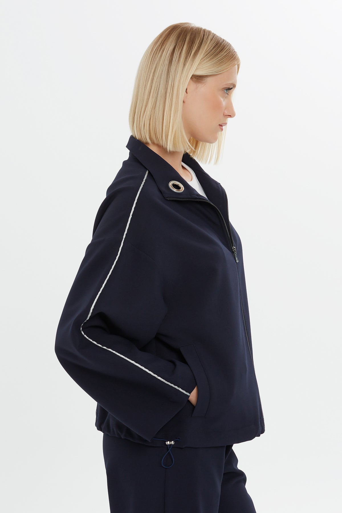 Uzun Kollu Fermuarlı Salaş Ceket