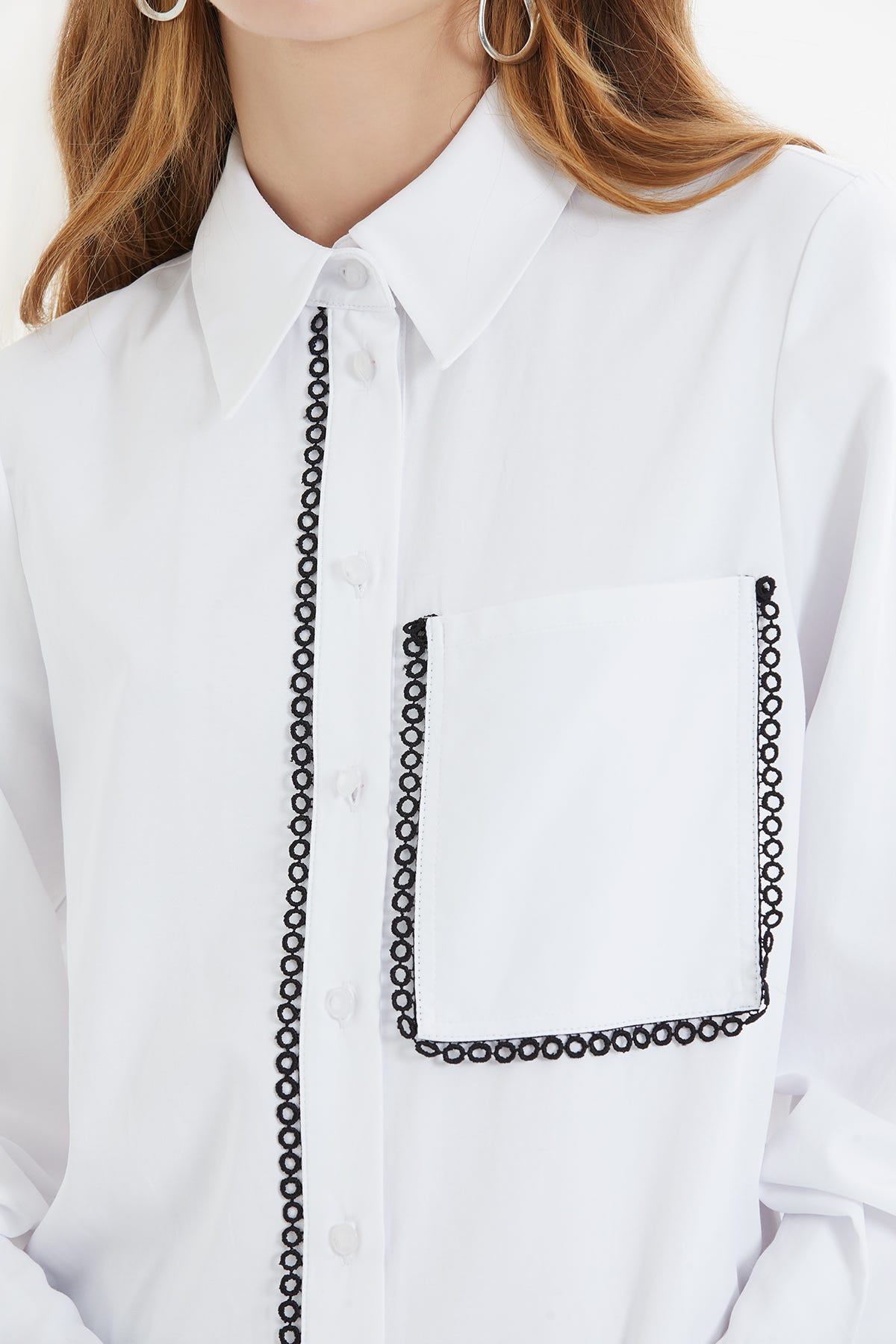 Dantel Detaylı Gömlek