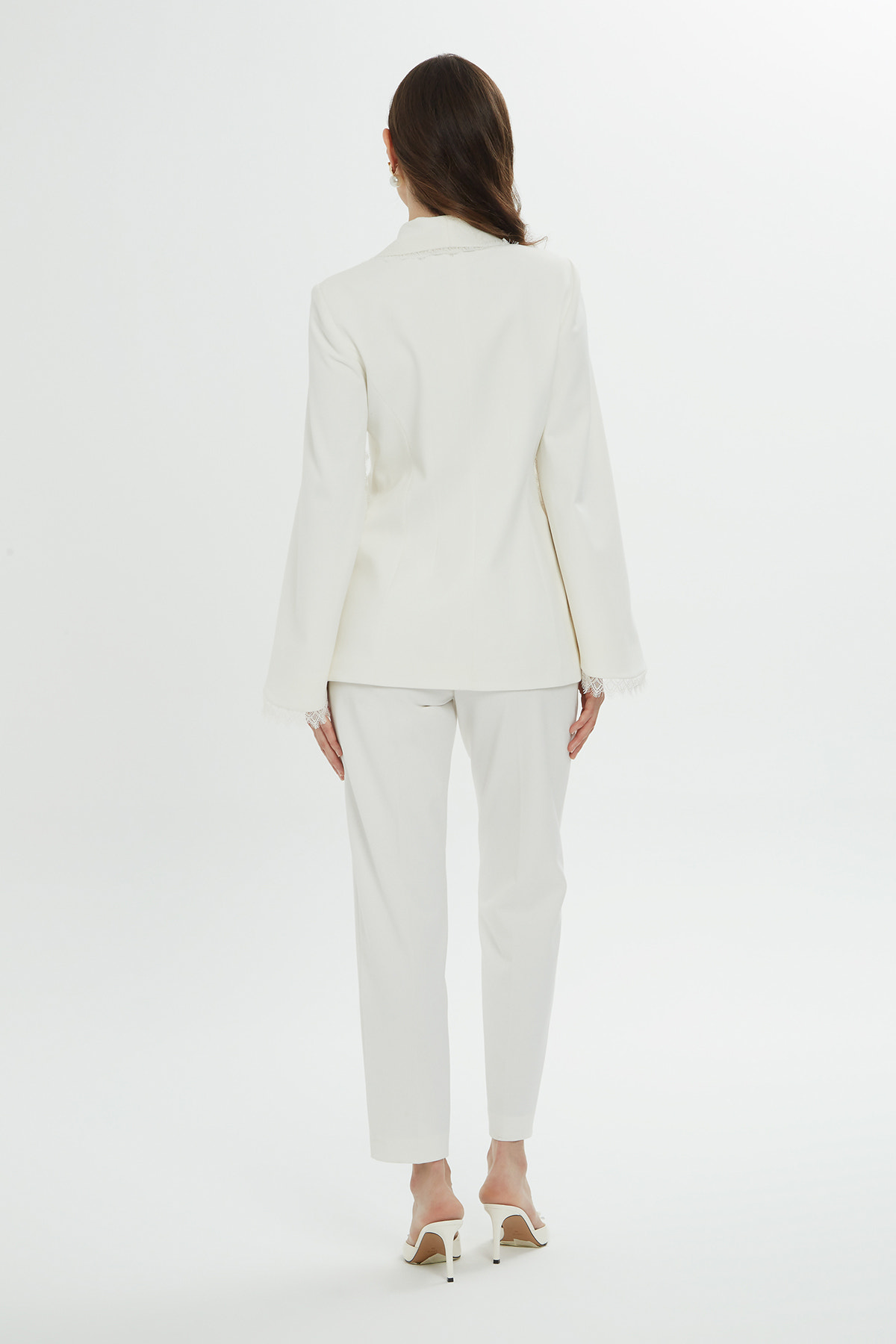 Kolları Ve Yakası Dantel Detaylı Ceket Pantolon Takım