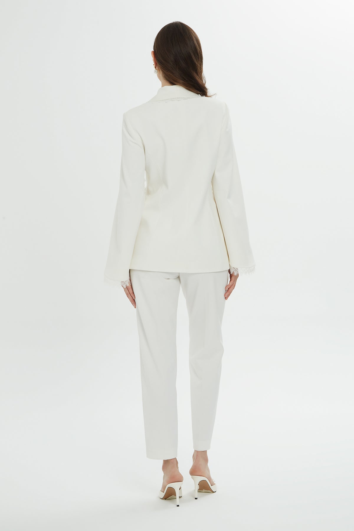 Kolları Ve Yakası Dantel Detaylı Ceket Pantolon Takım