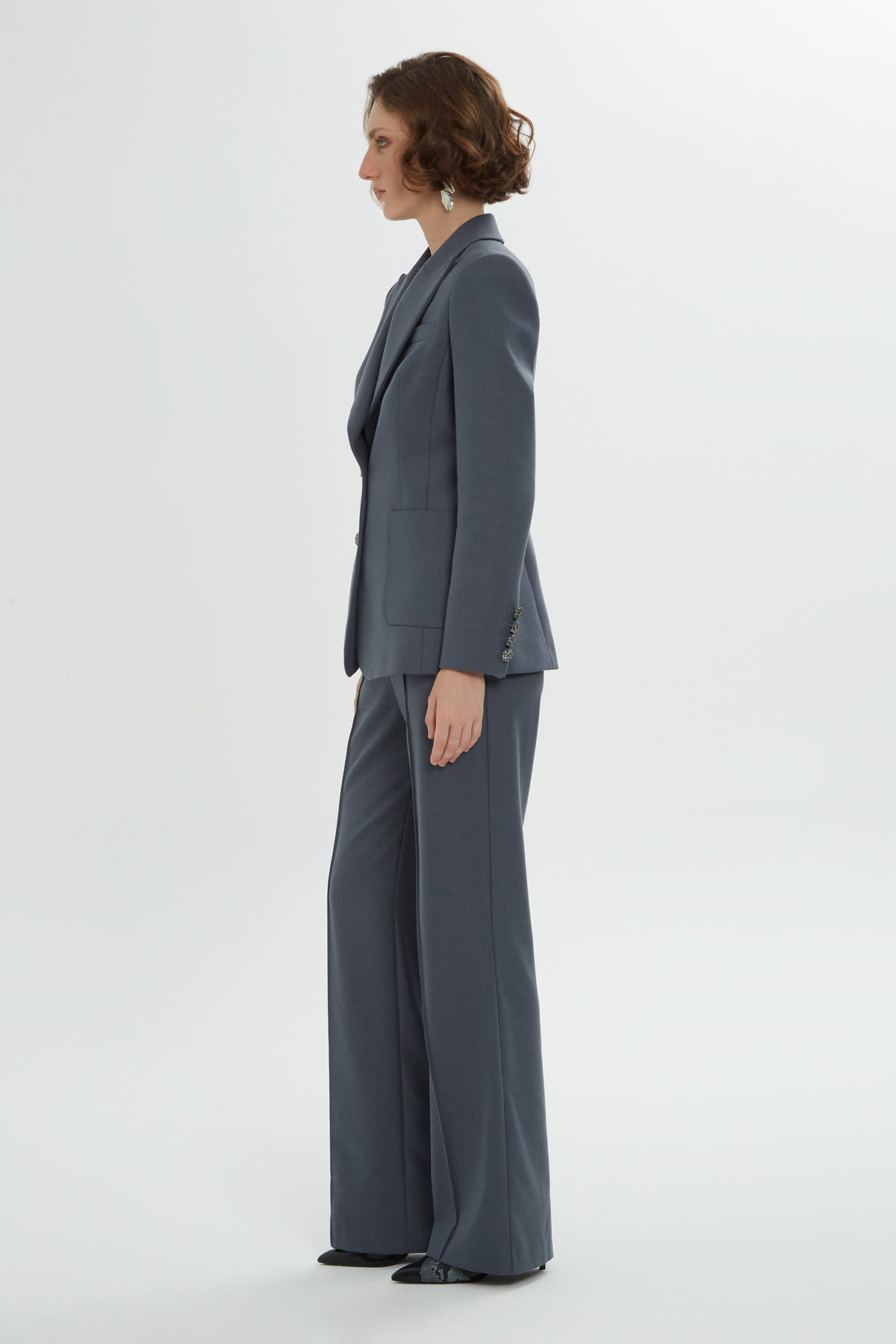 Ön Düğme Kapamalı Cepli Pantolonlu Antrasit Takım