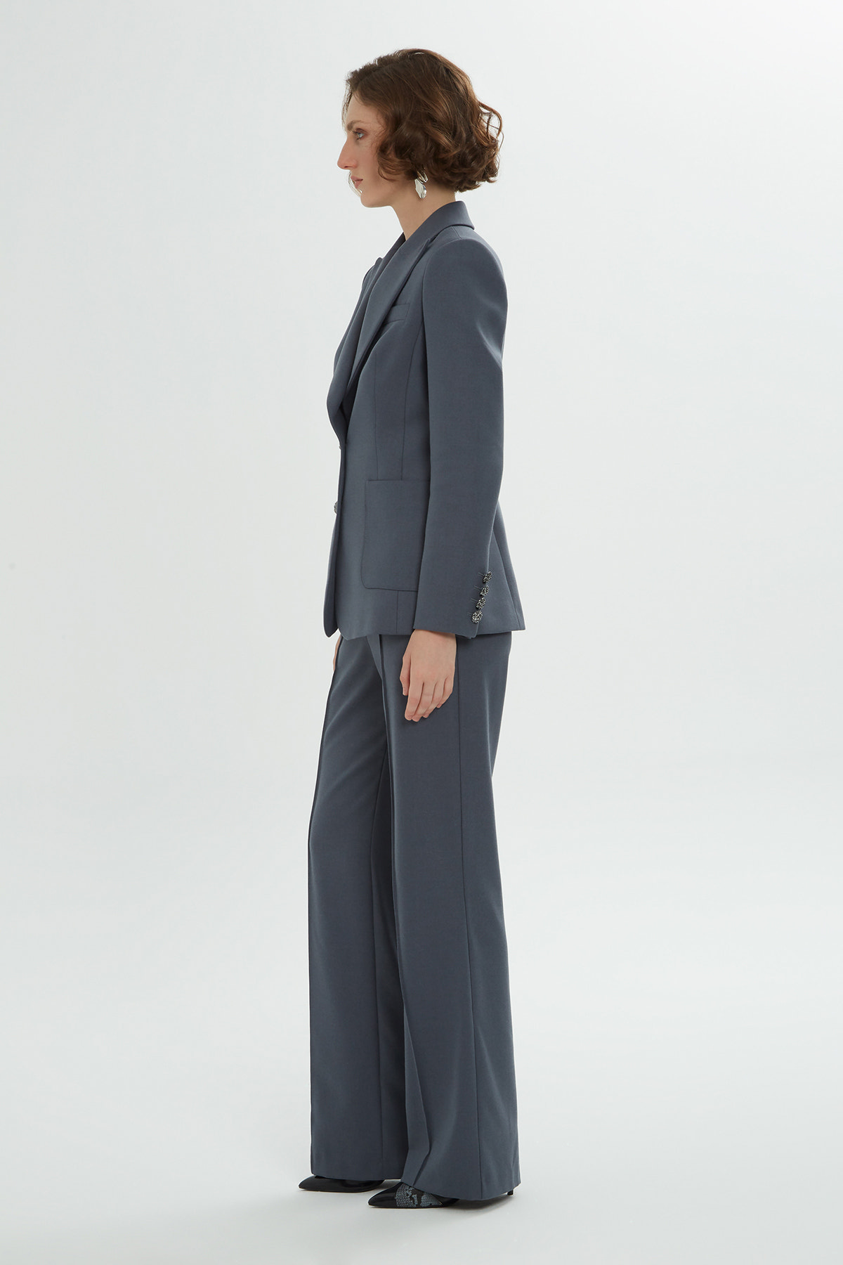 Ön Düğme Kapamalı Cepli Pantolonlu Antrasit Takım