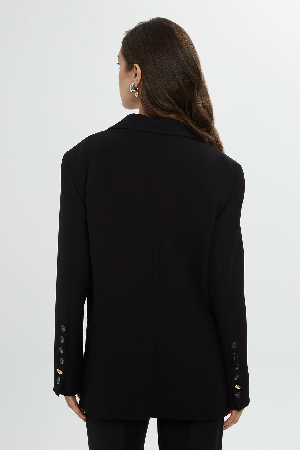 Cep Kısmı Aksesuar Detaylı Ceket