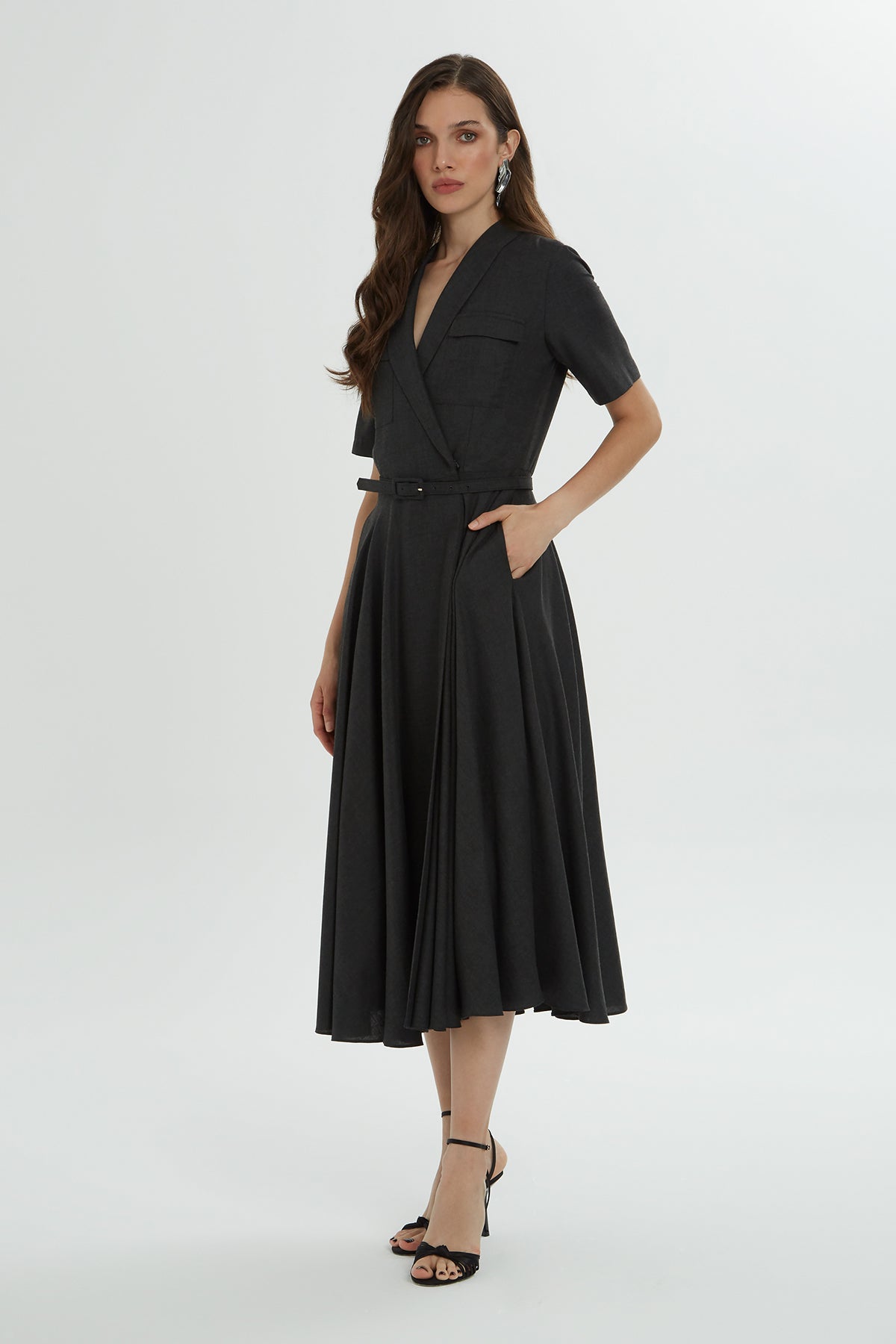 Çıtçıt Kapamalı Kemerli Midi Elbise