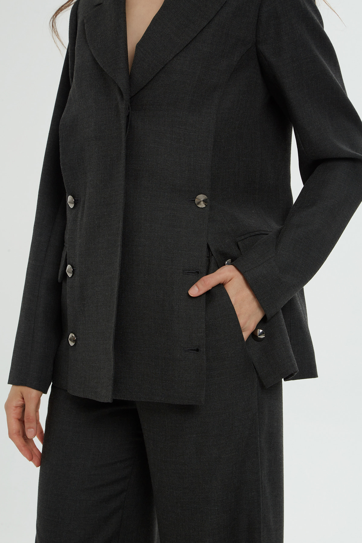 Ön Cepli Düğme Detaylı Pantolonlu Takım