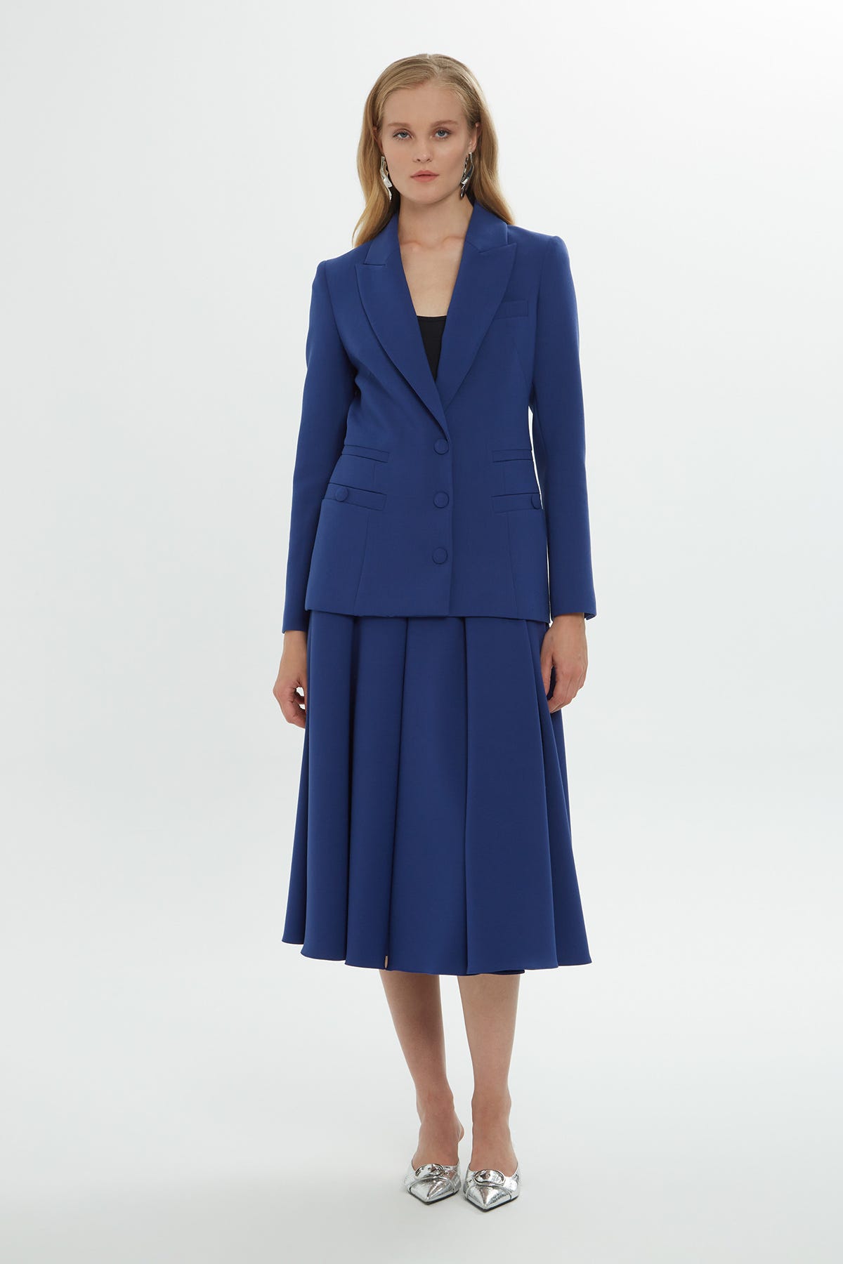 Klasik Düğmeli Blazer Ceket