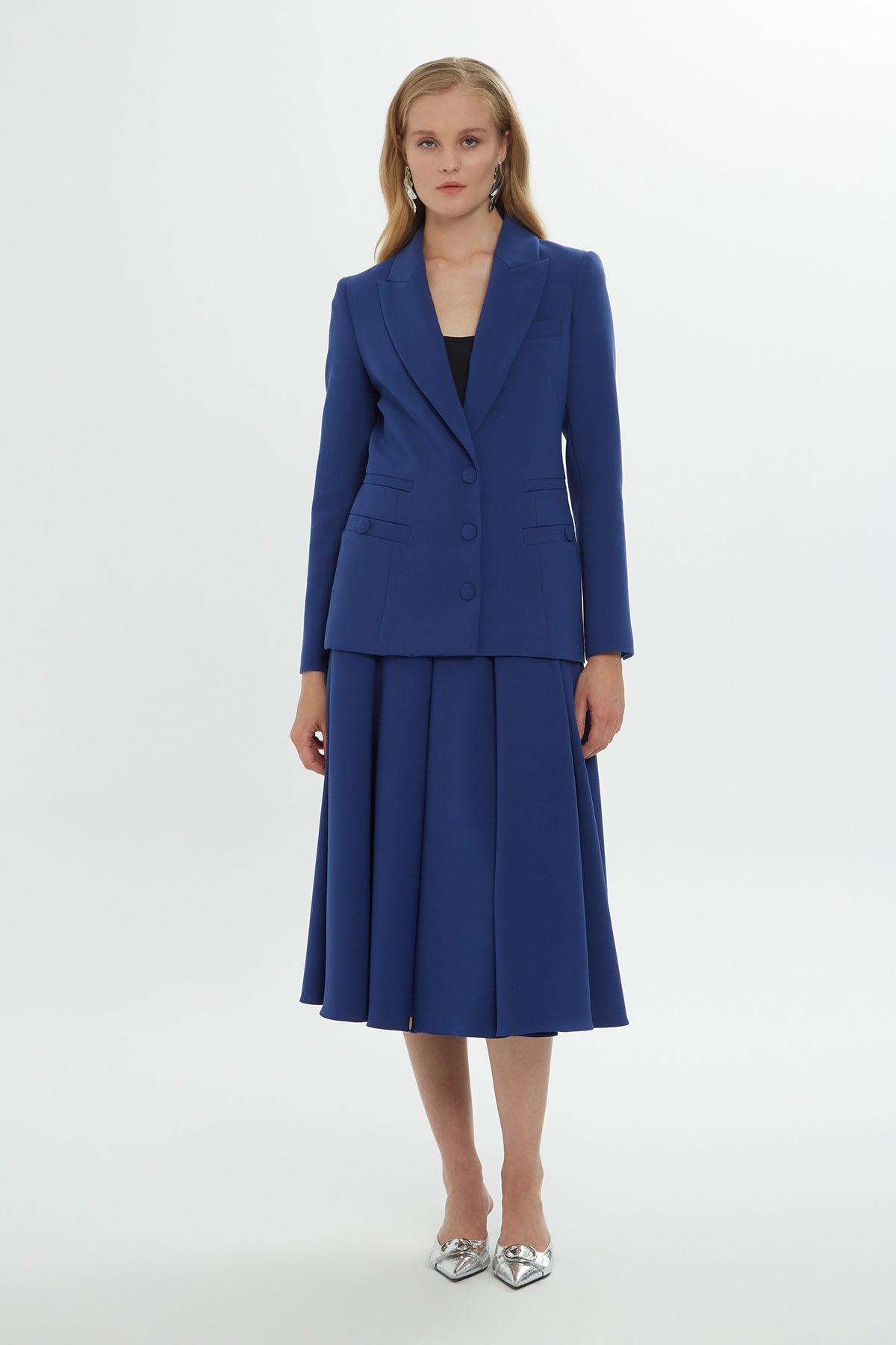 Klasik Düğmeli Blazer Ceket