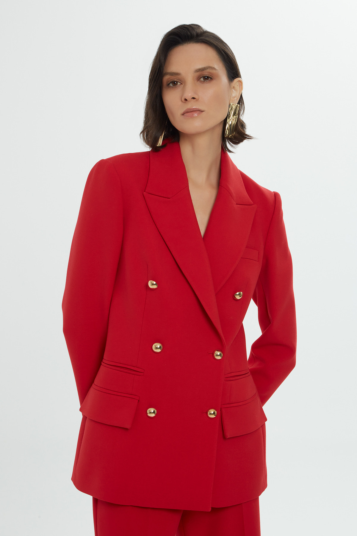 Uzun Kollu Omuz Vatkalı Astarlı Ceket