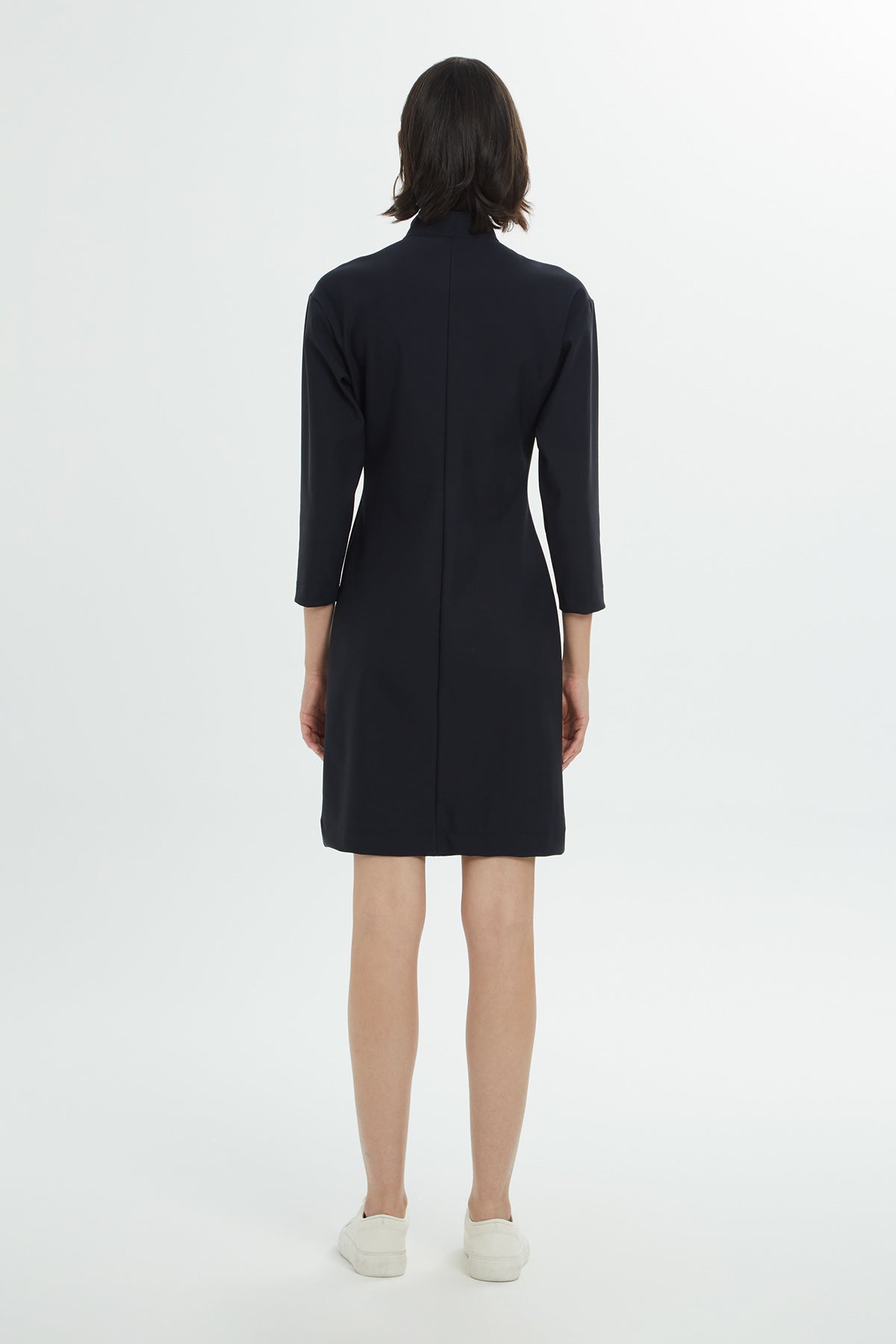 Fermuar Detaylı Uzun Kollu Kısa Elbise