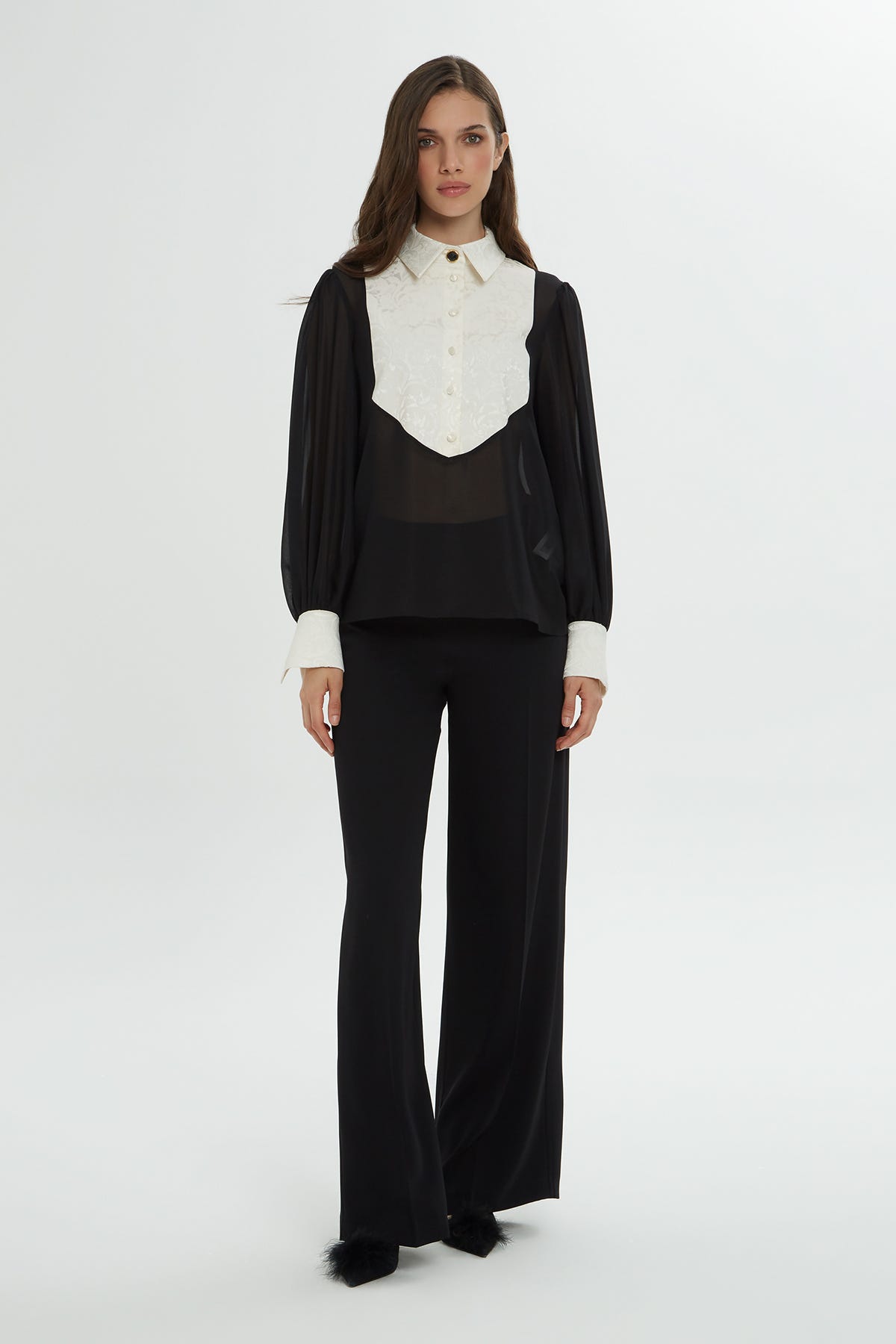 Dantel Detaylı Şifon Gömlek