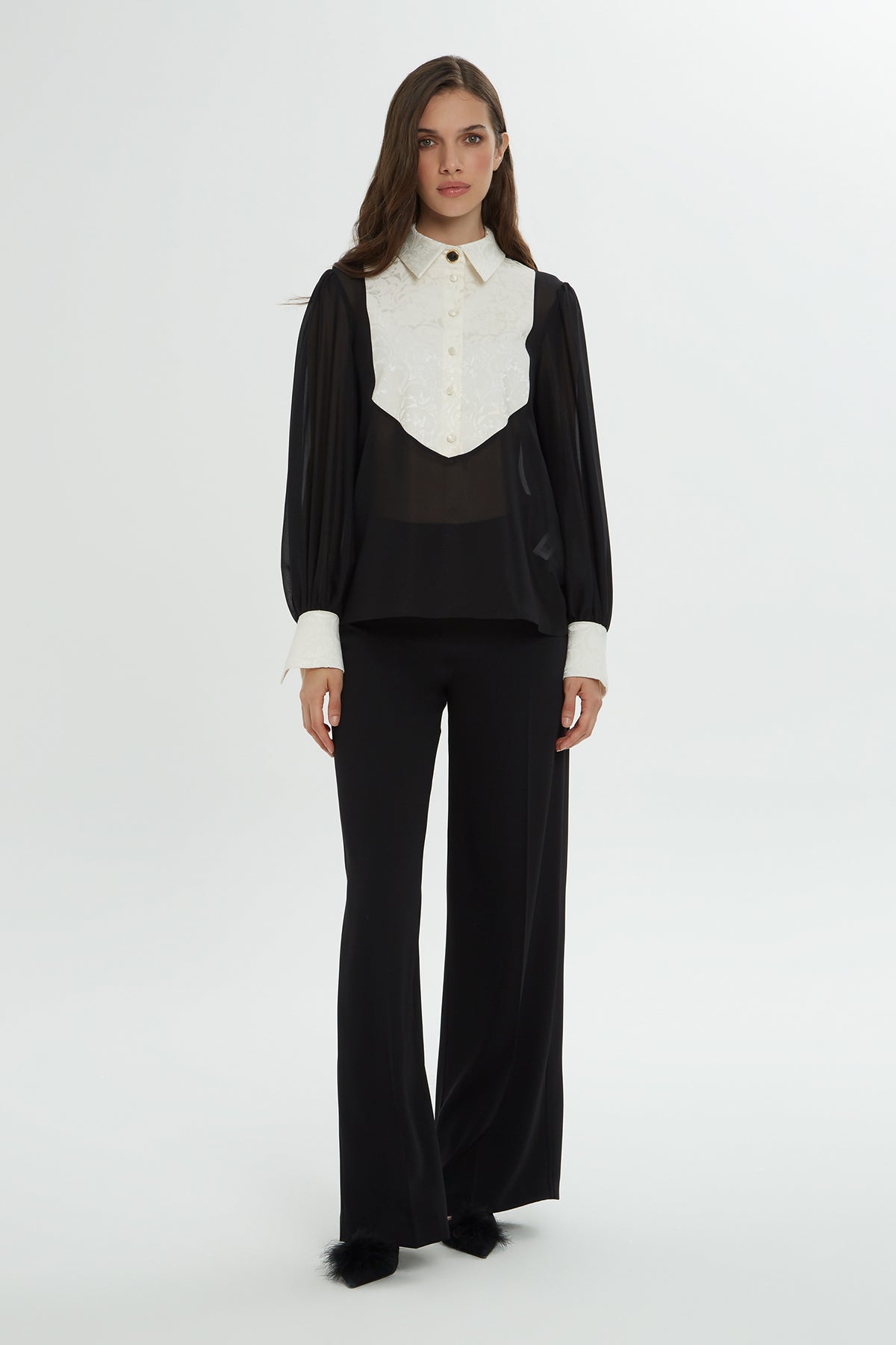 Dantel Detaylı Şifon Gömlek