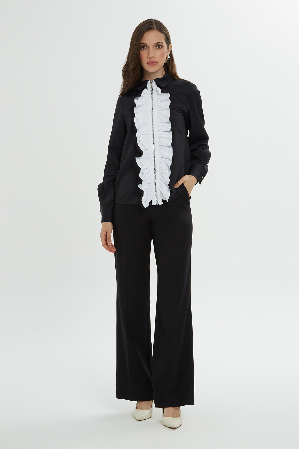 Yakası Fırfır Detaylı Fermuarlı Düz Poplin Gömlek