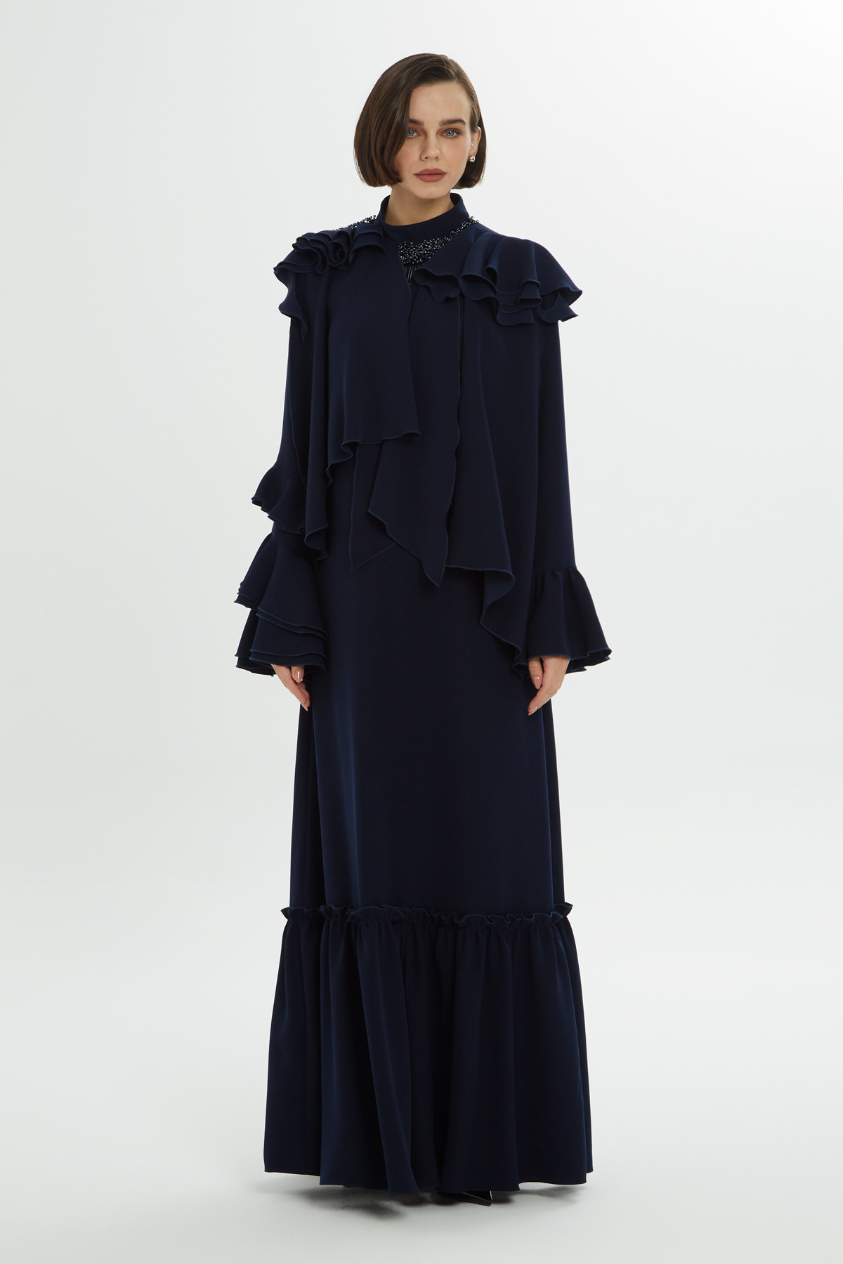 Boncuklu Volan Detaylı Uzun Elbise