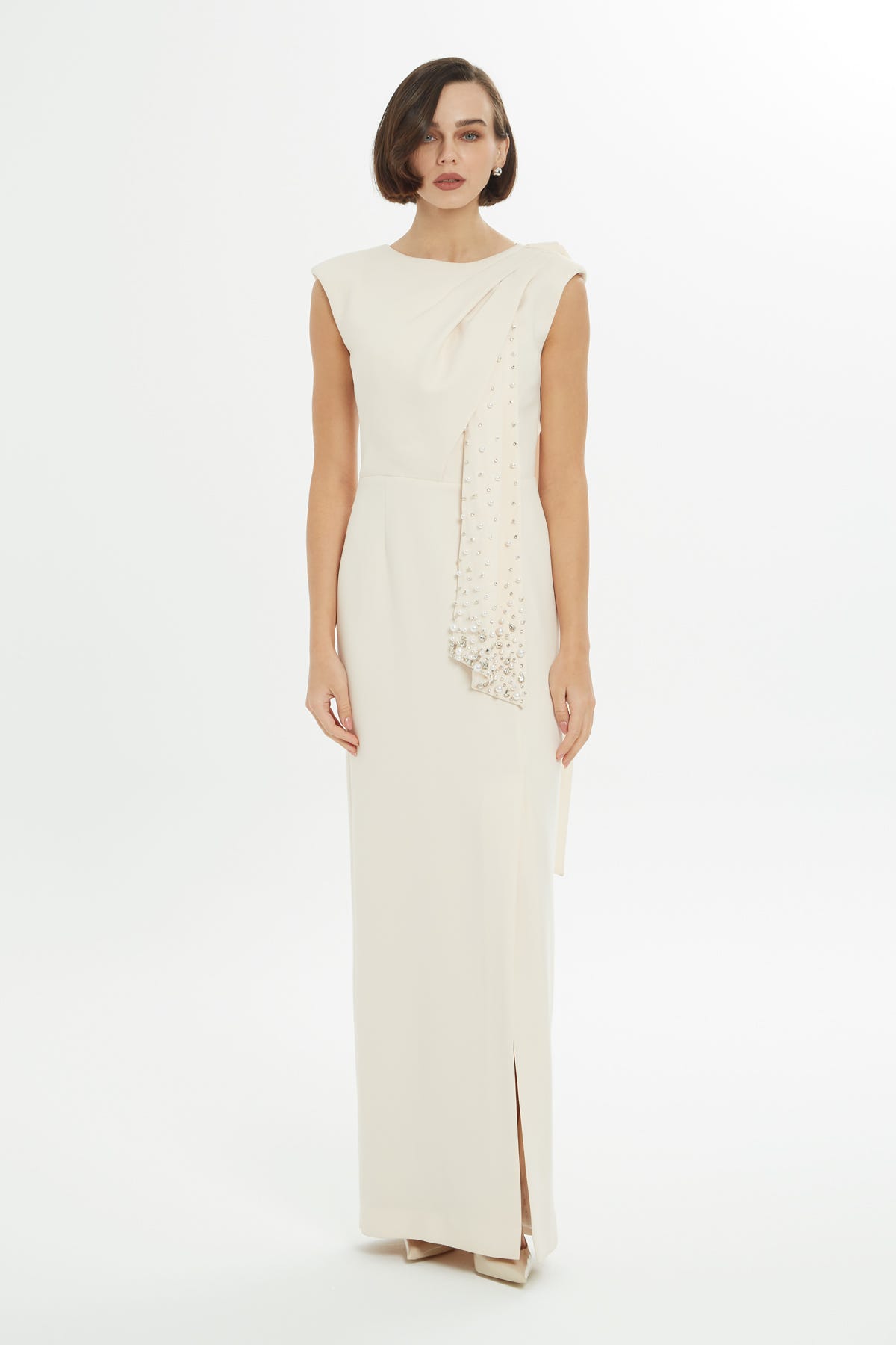 Yan Yırtmaçlı İşlemeli Uzun Elbise