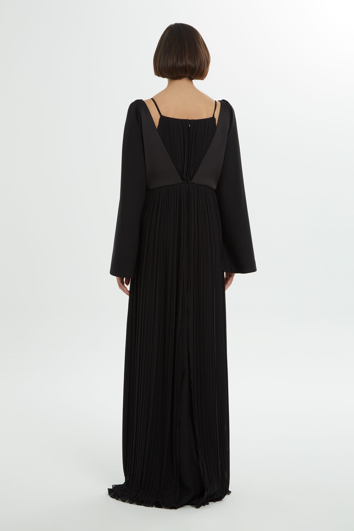 Piliseli Boncuk İşlemeli Uzun Elbise