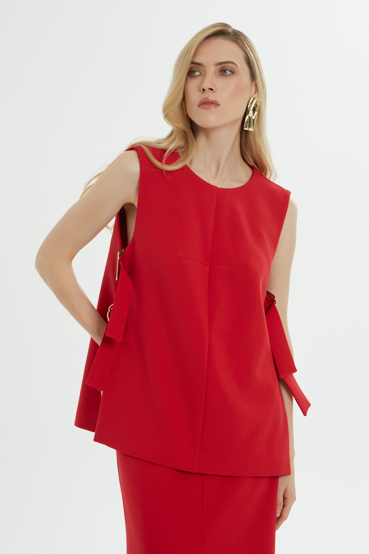 Yuvarlak Yaka Kolsuz Yelek