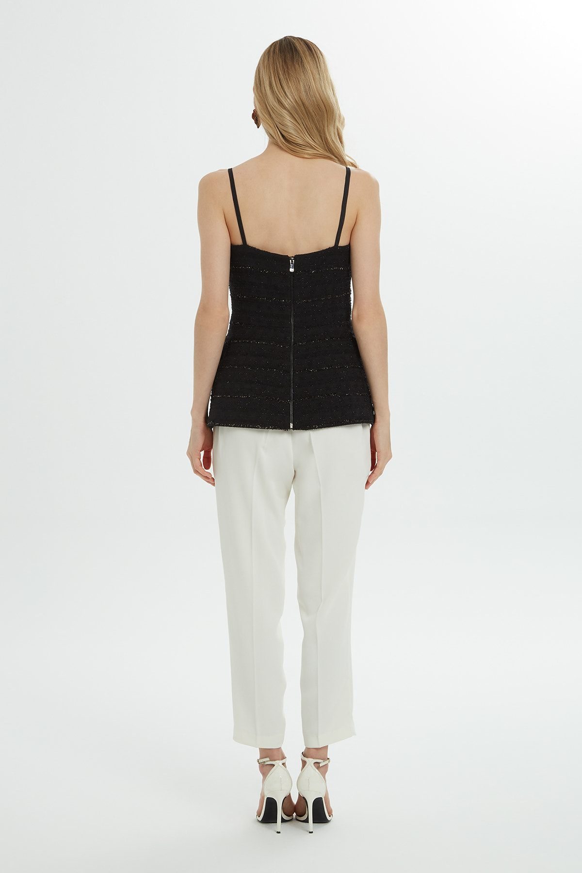 Arkası Fermuarlı Askılı Tüvit Bluz