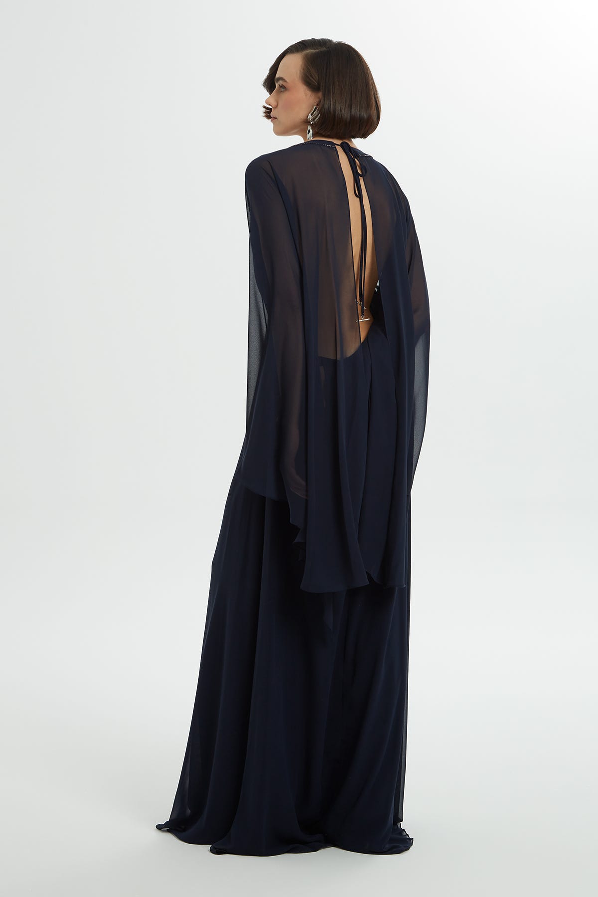 Boncuk İşlemeli Astarlı Uzun Şifon Elbise