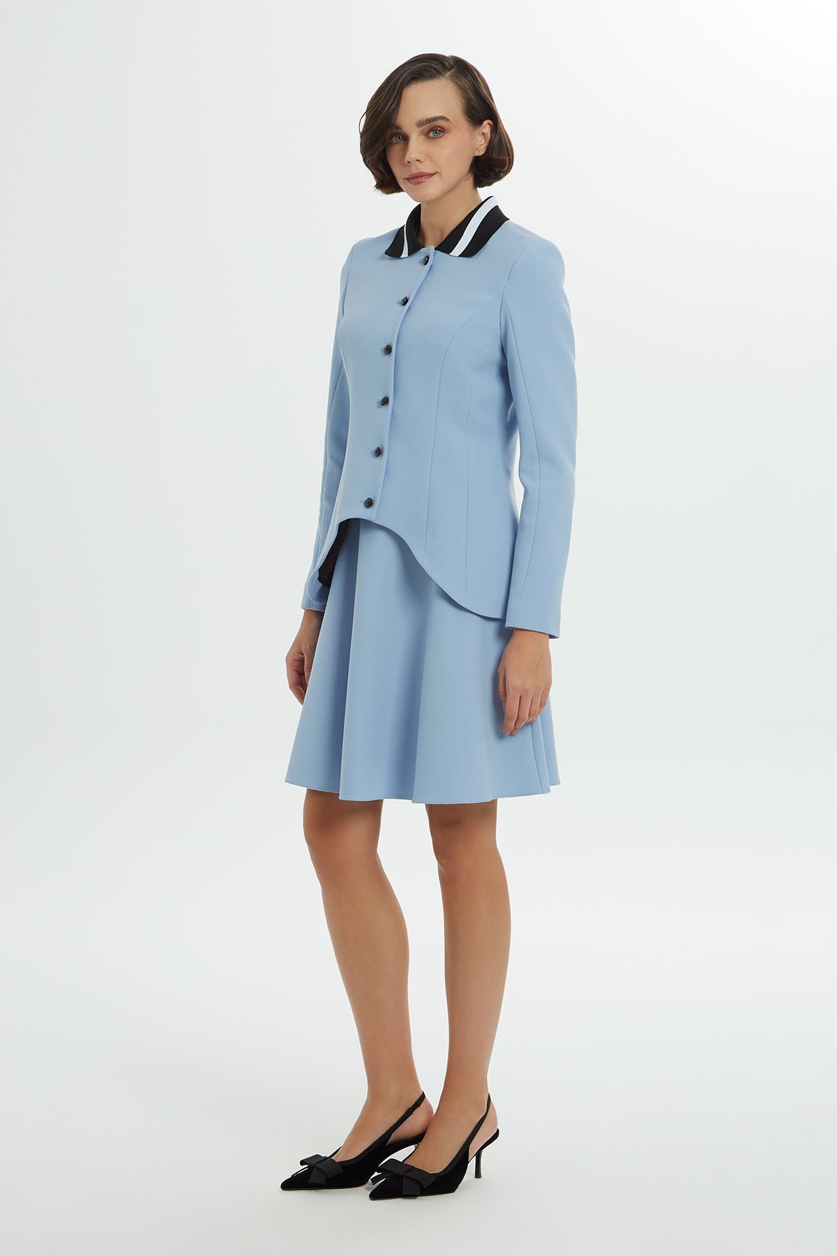 Ceketi Asimetrik Detaylı Mini Etekli Takım