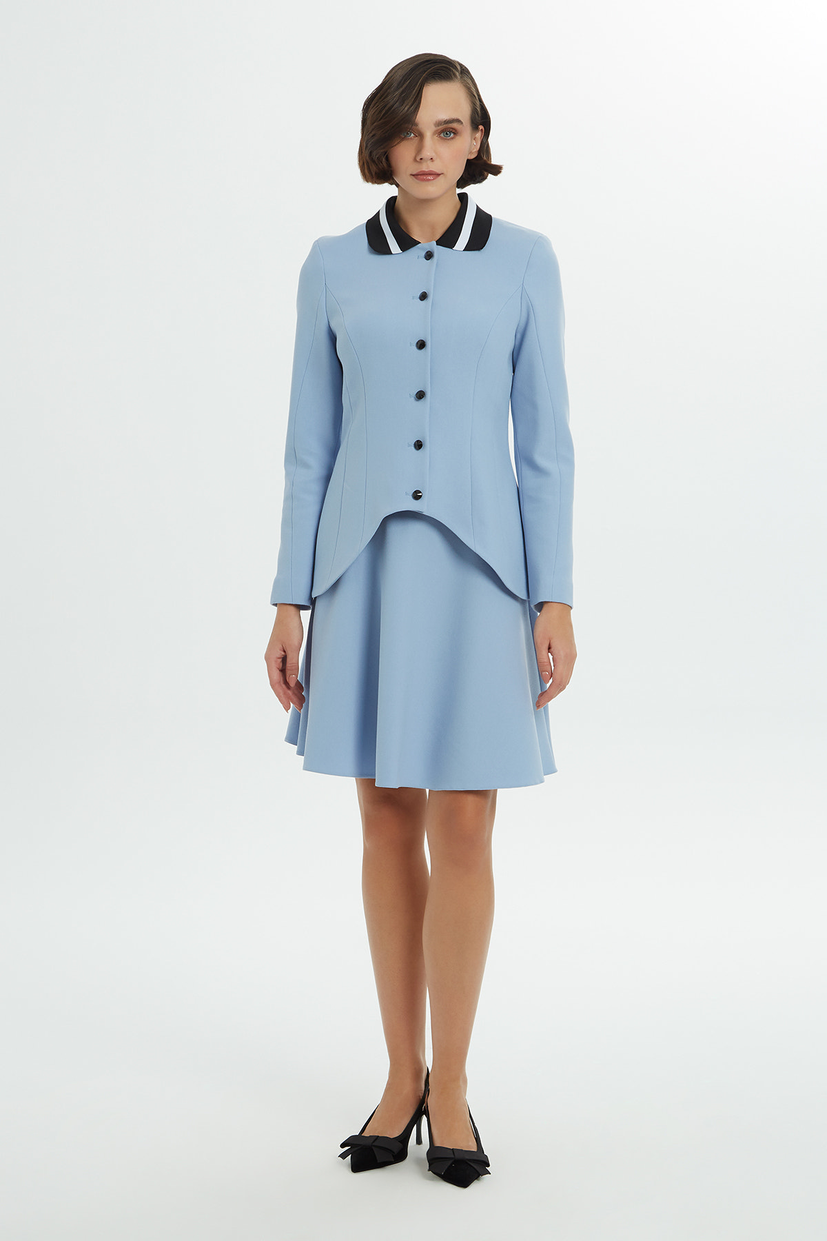 Ceketi Asimetrik Detaylı Mini Etekli Takım