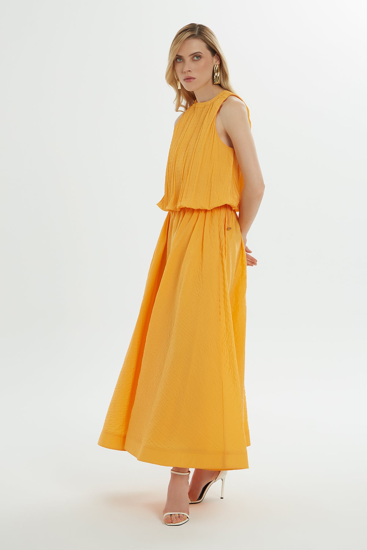 Etek Ucu Büzülebilir Bluz