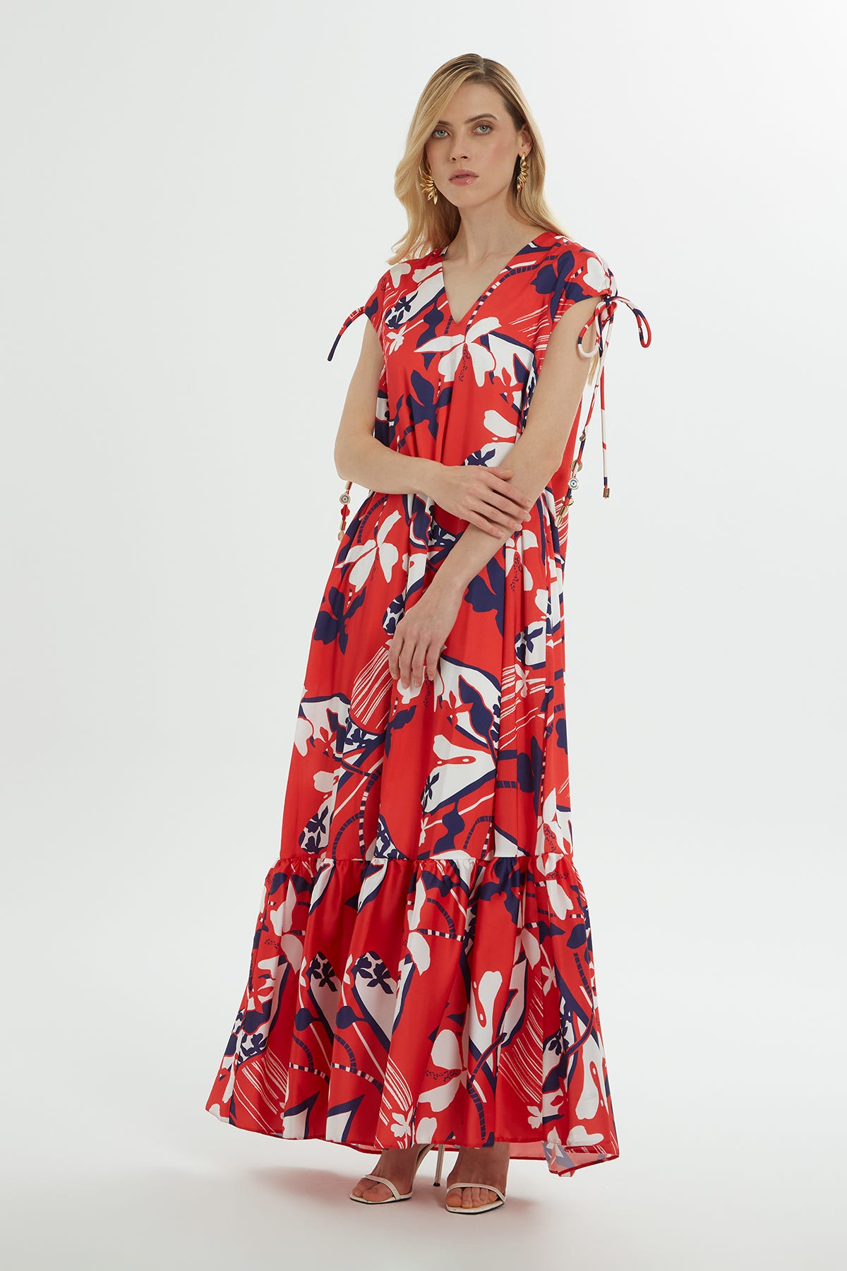 Eteği Volanlı Askılı Desenli Uzun Elbise