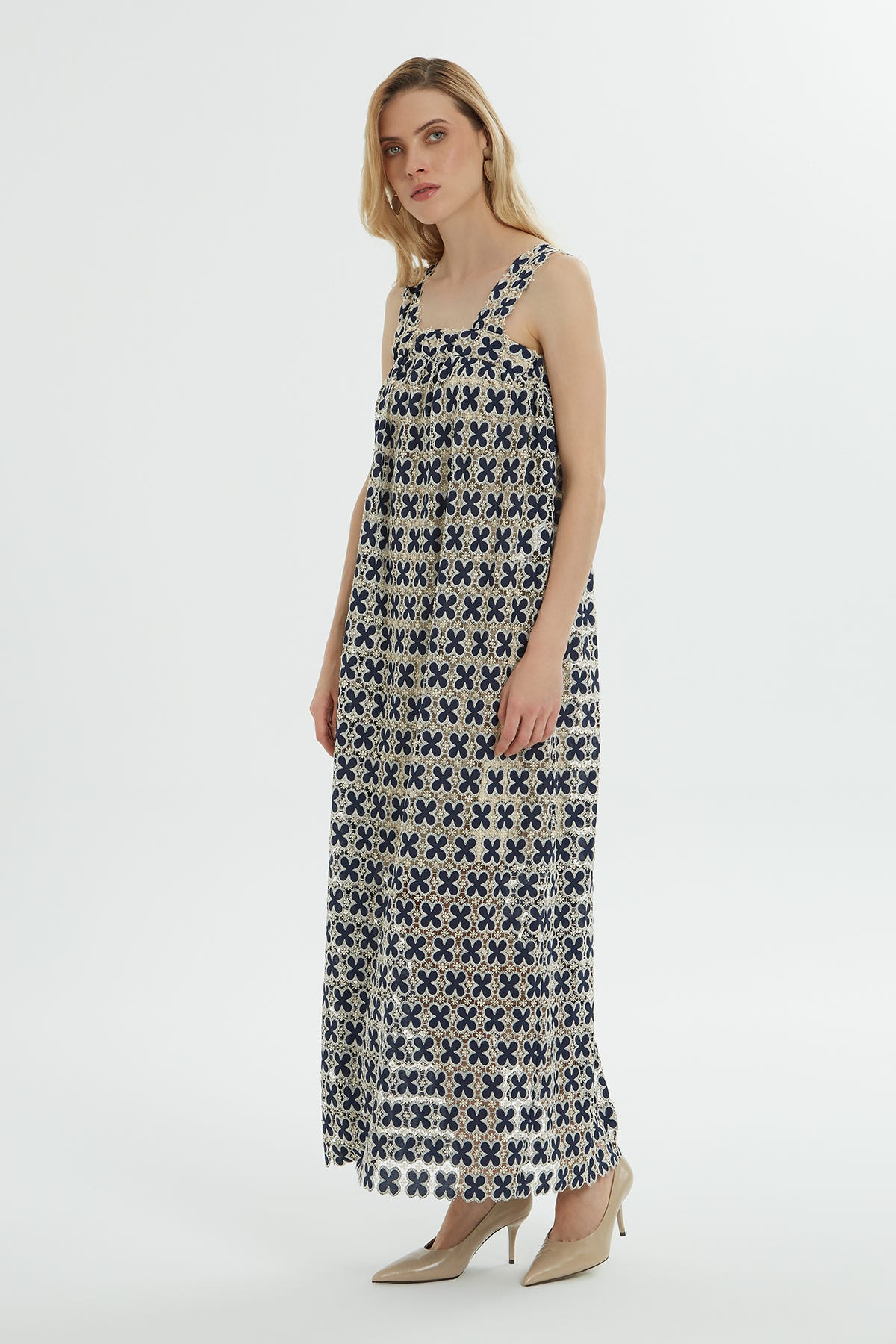 Kalın Askılı Desenli Uzun Elbise