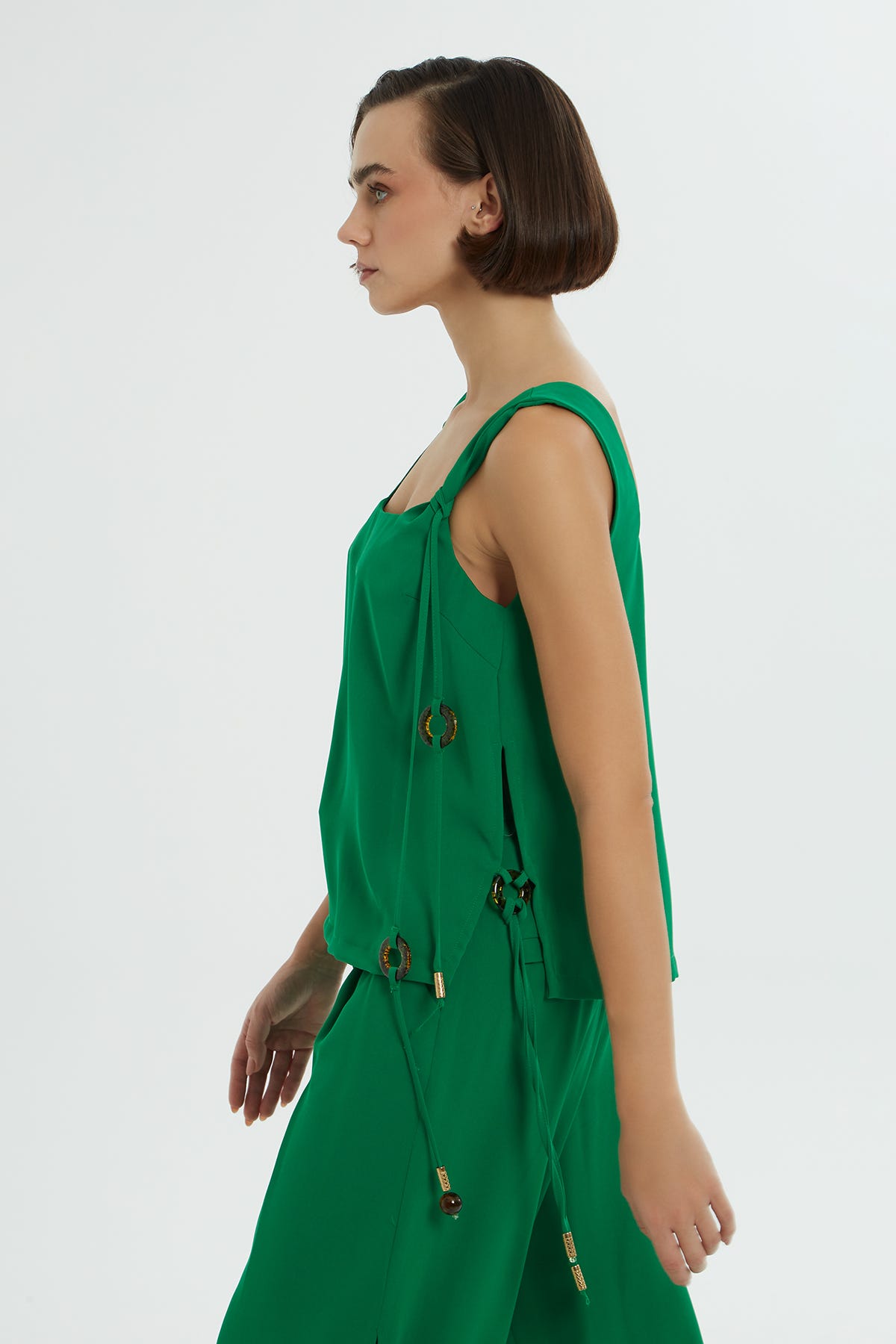 Kalın Askılı Pantolonu Yandan Yırtmaçlı Takım