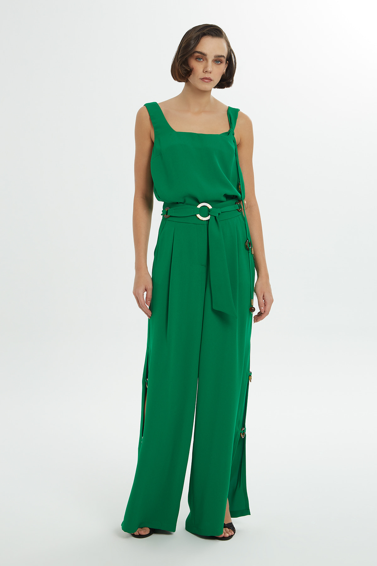 Kalın Askılı Pantolonu Yandan Yırtmaçlı Takım