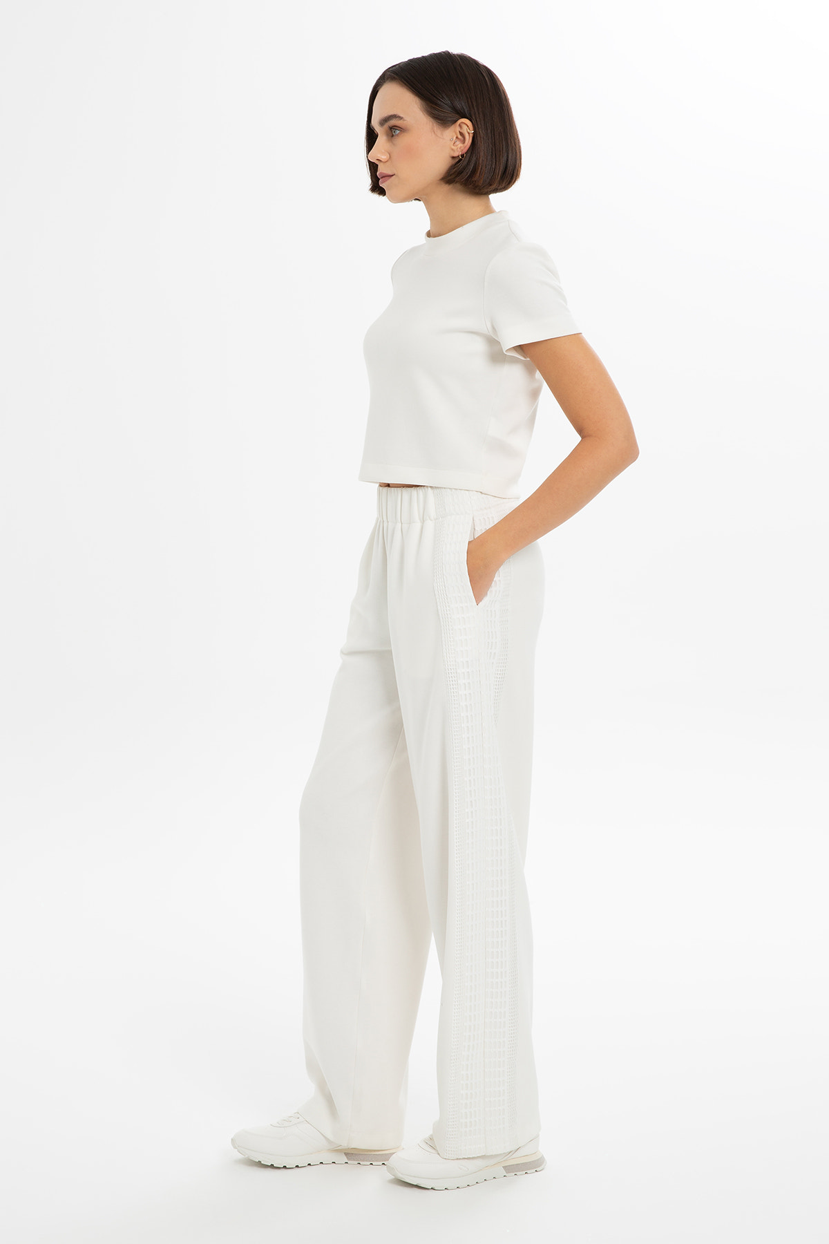 File Detaylı Bol Kesim Eşofman Altı