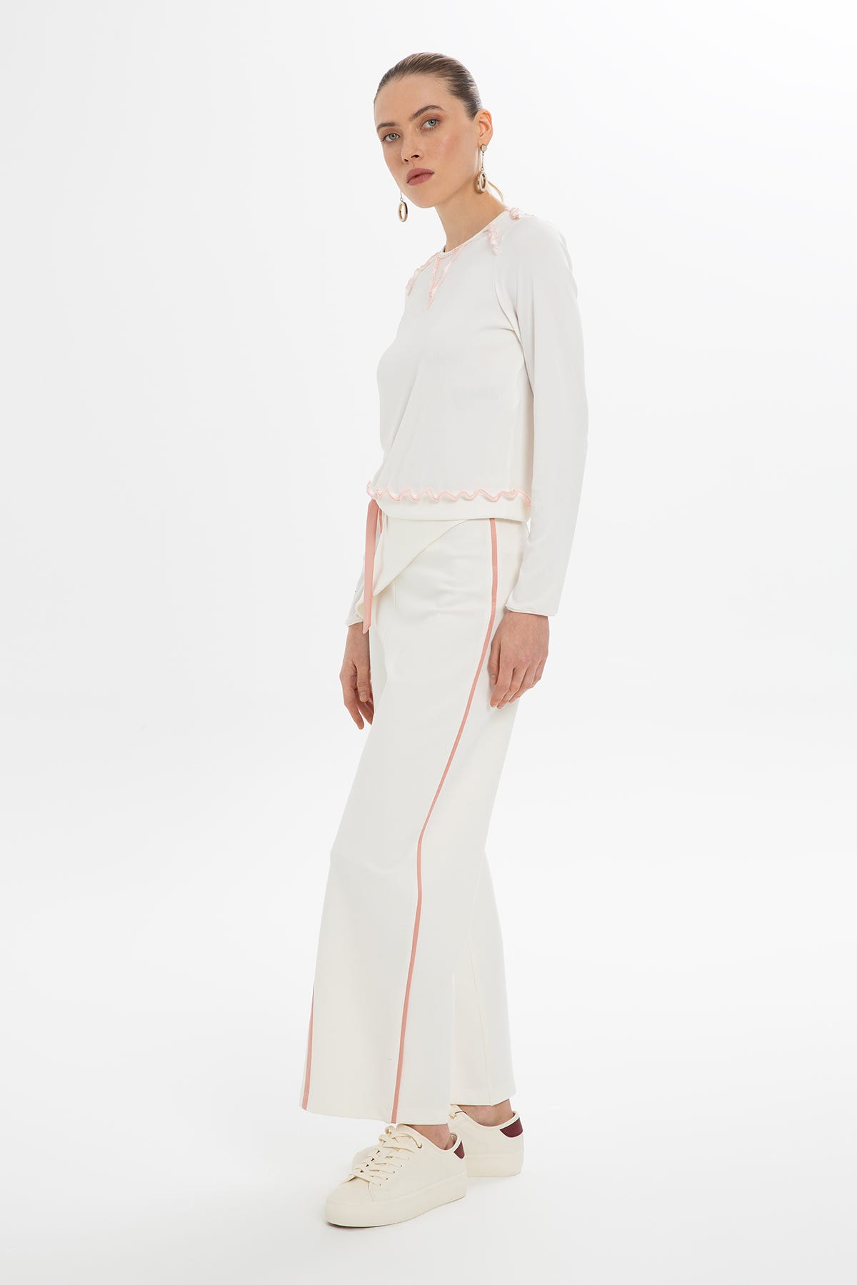 Dikiş Detaylı Uzun Kollu T-Shirt