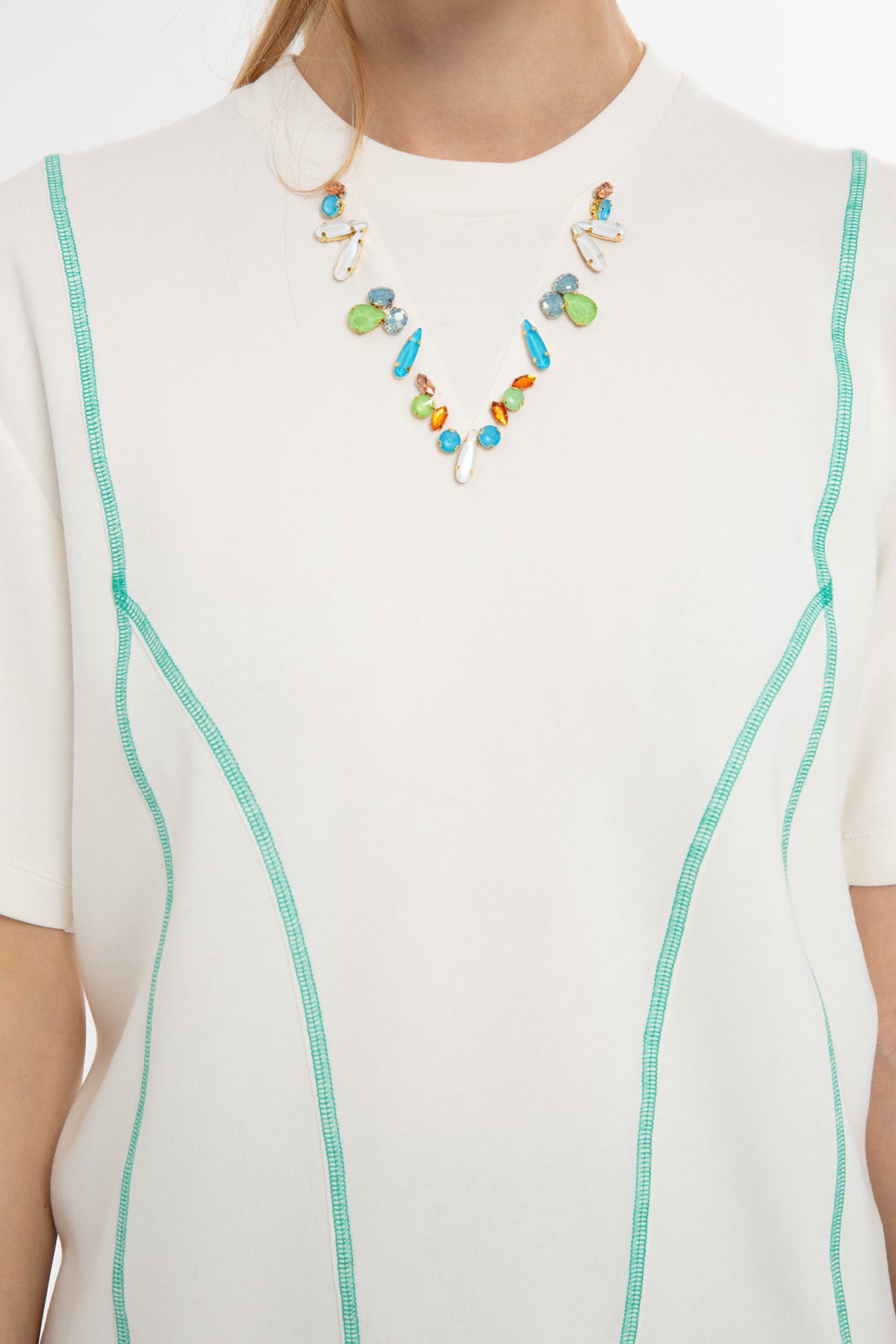 Arkası Bağcıklı T-shirt