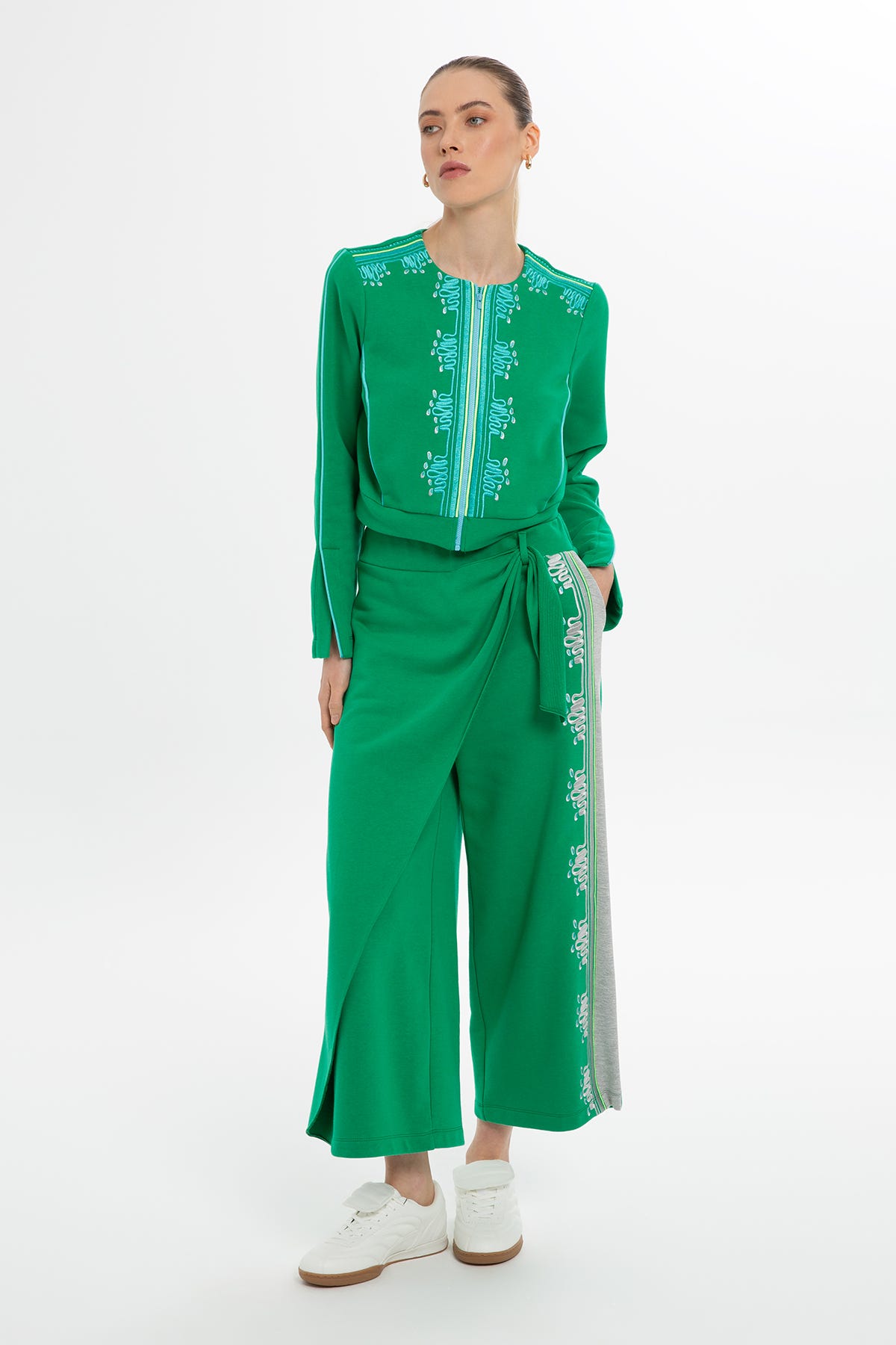 Nakış Detaylı Ceket