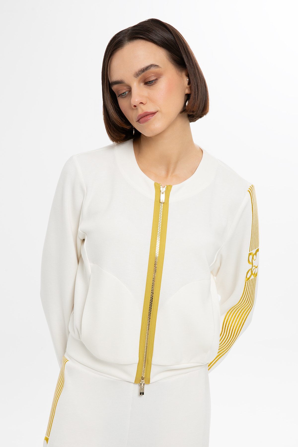 Nakış Detaylı Ceket