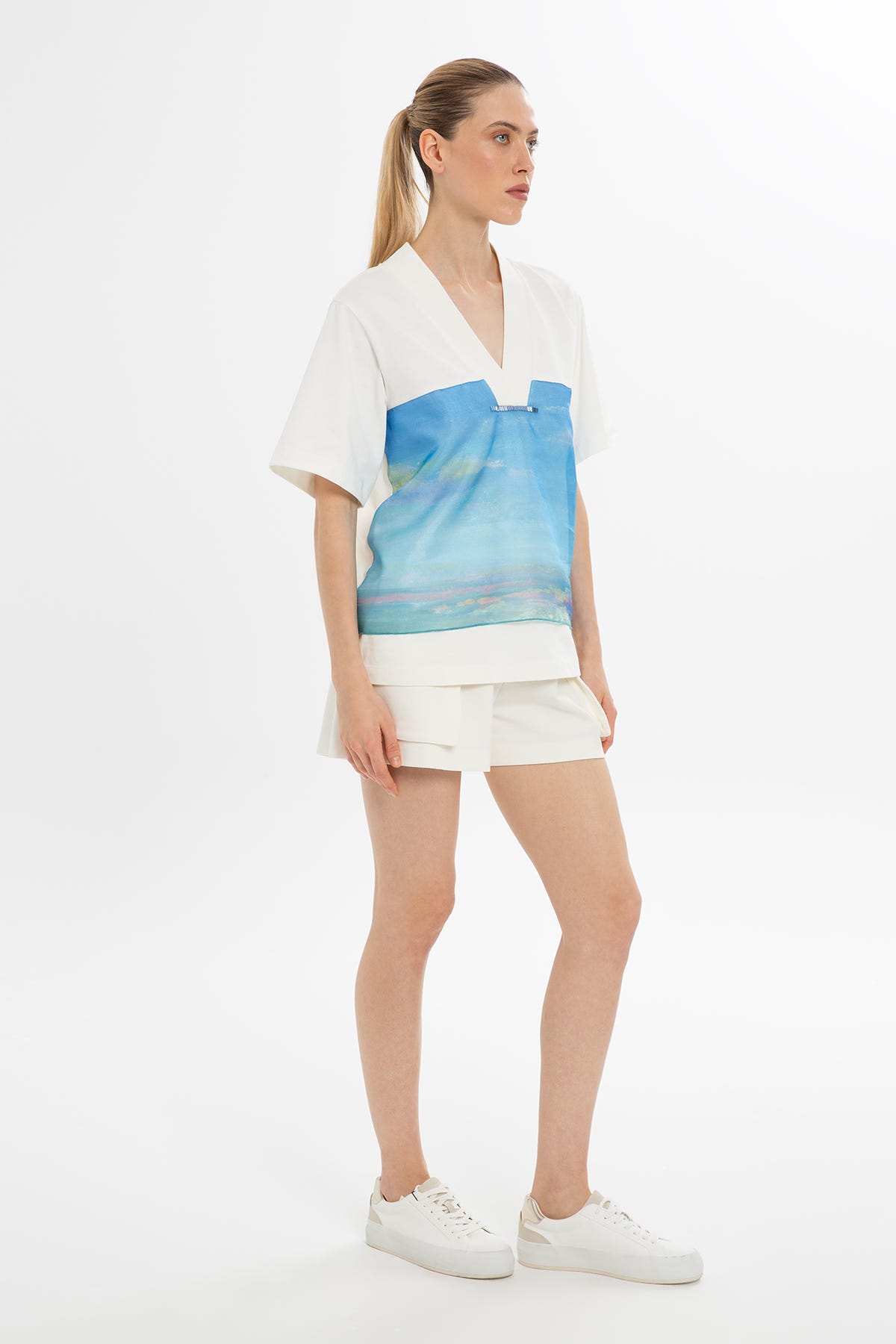 İşlemeli Baskılı T-shirt