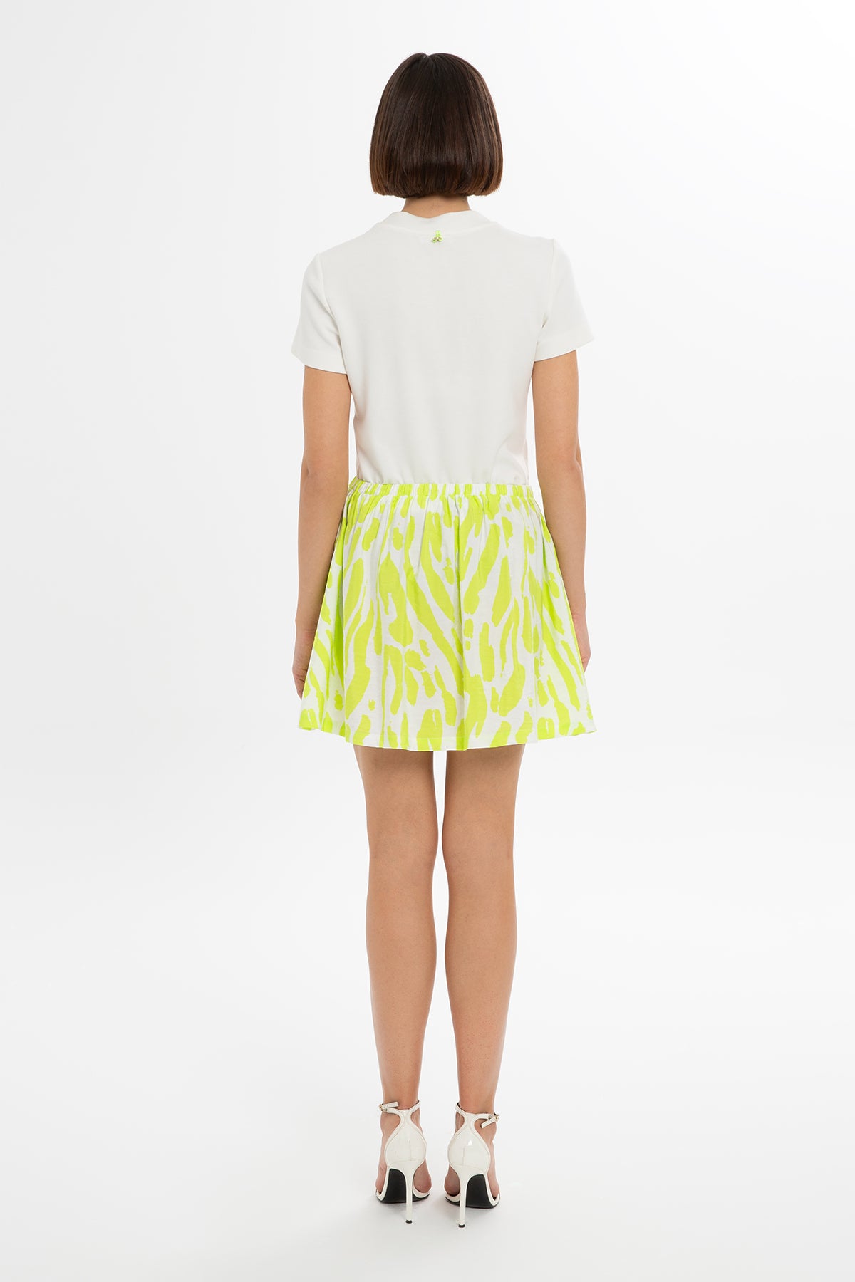 Rahat Kesim Neon Kısa Etek