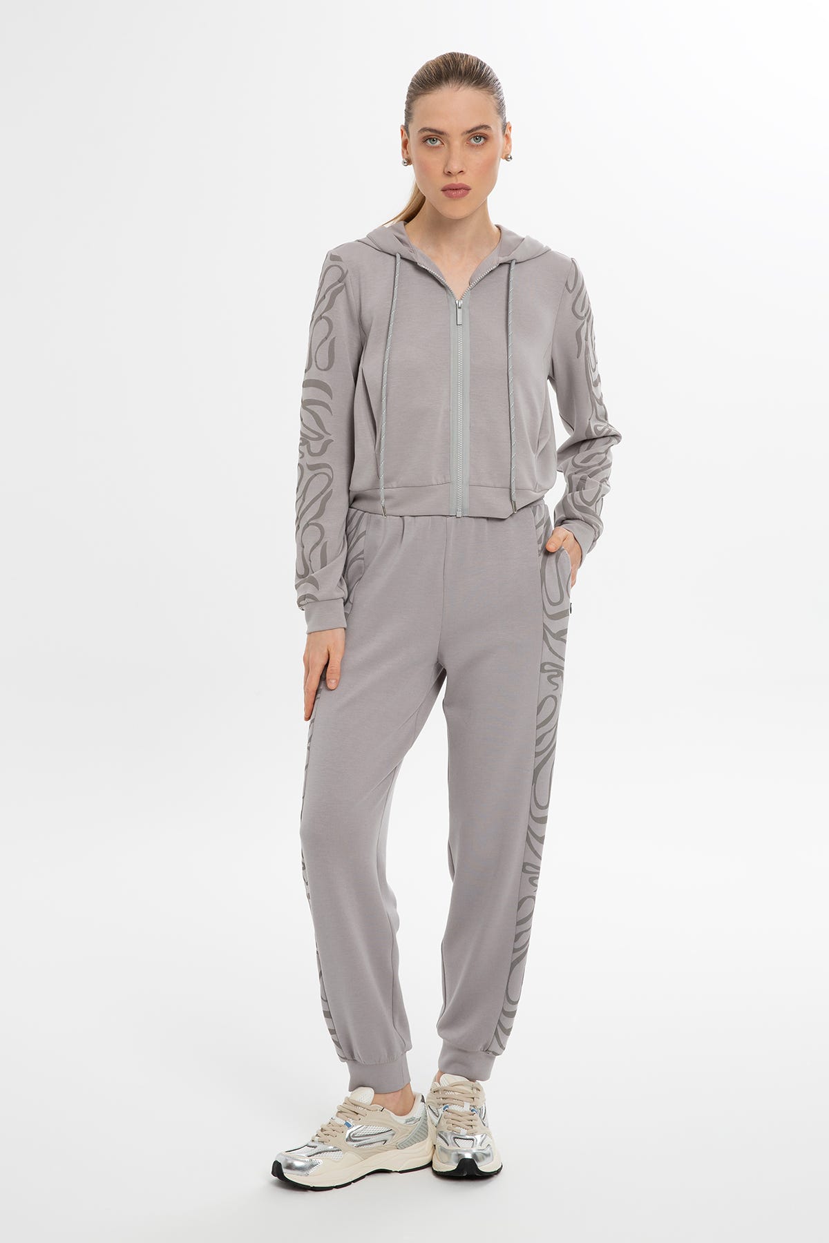 Kolları Baskılı Ceket