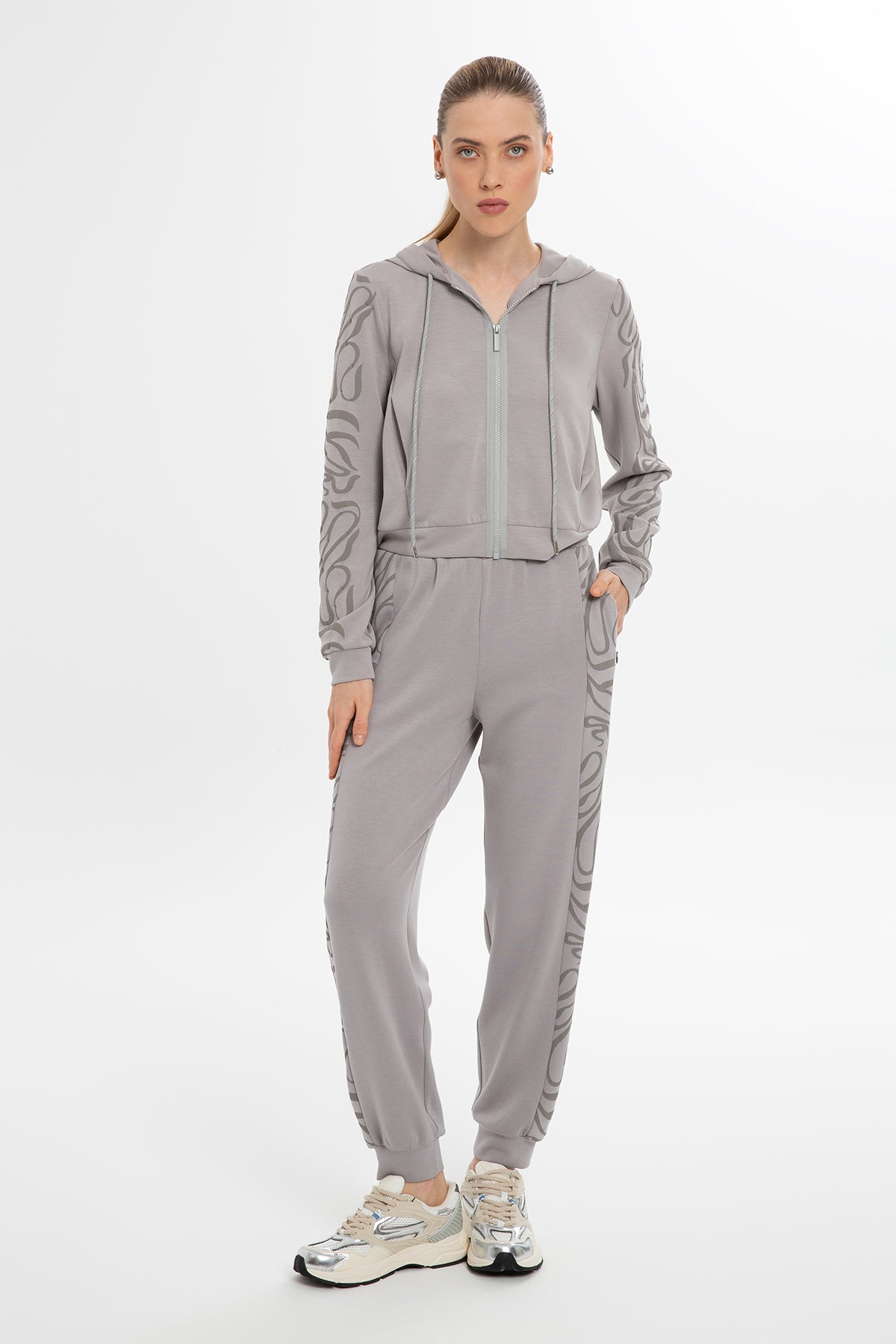 Kolları Baskılı Ceket