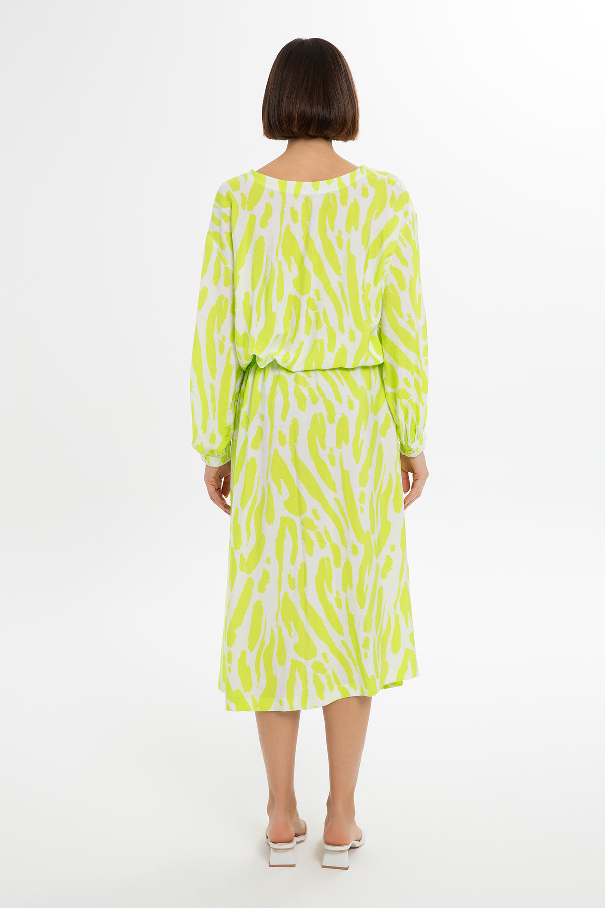 Belden Bağcıklı Neon Maxi Elbise