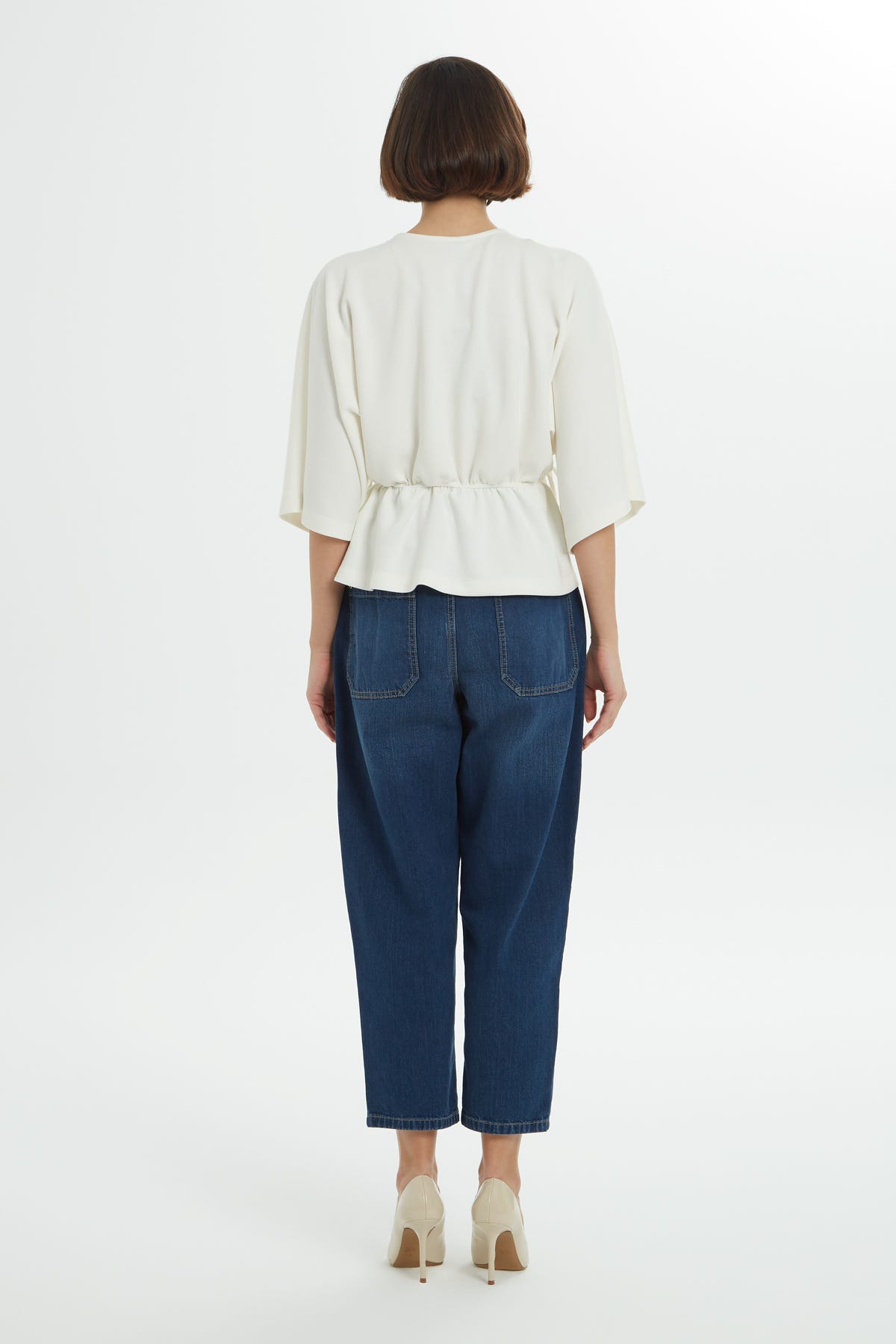 Dantelli V Yakalı Bluz