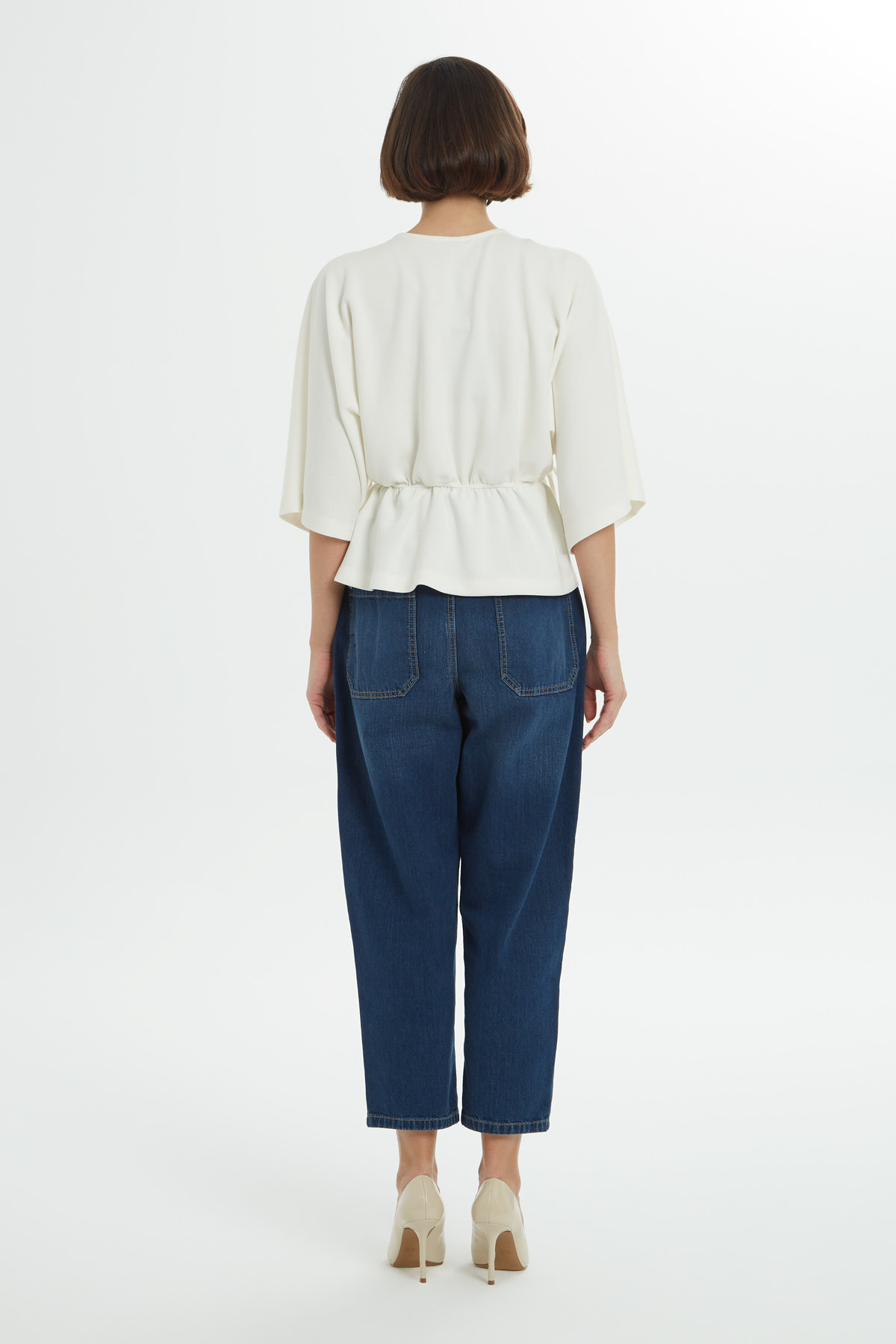 Dantelli V Yakalı Bluz