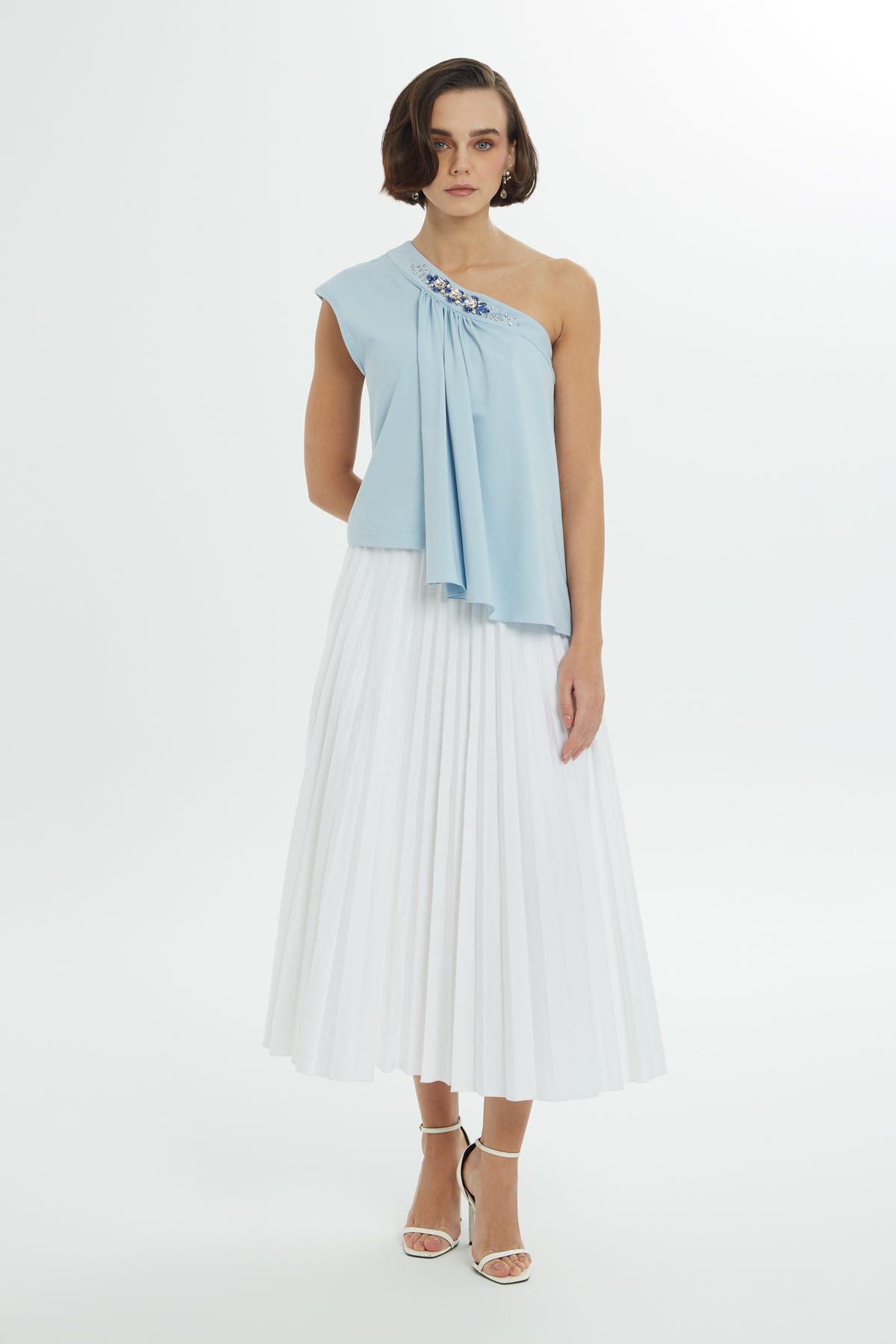 İşlemeli Tek Omuz Bluz