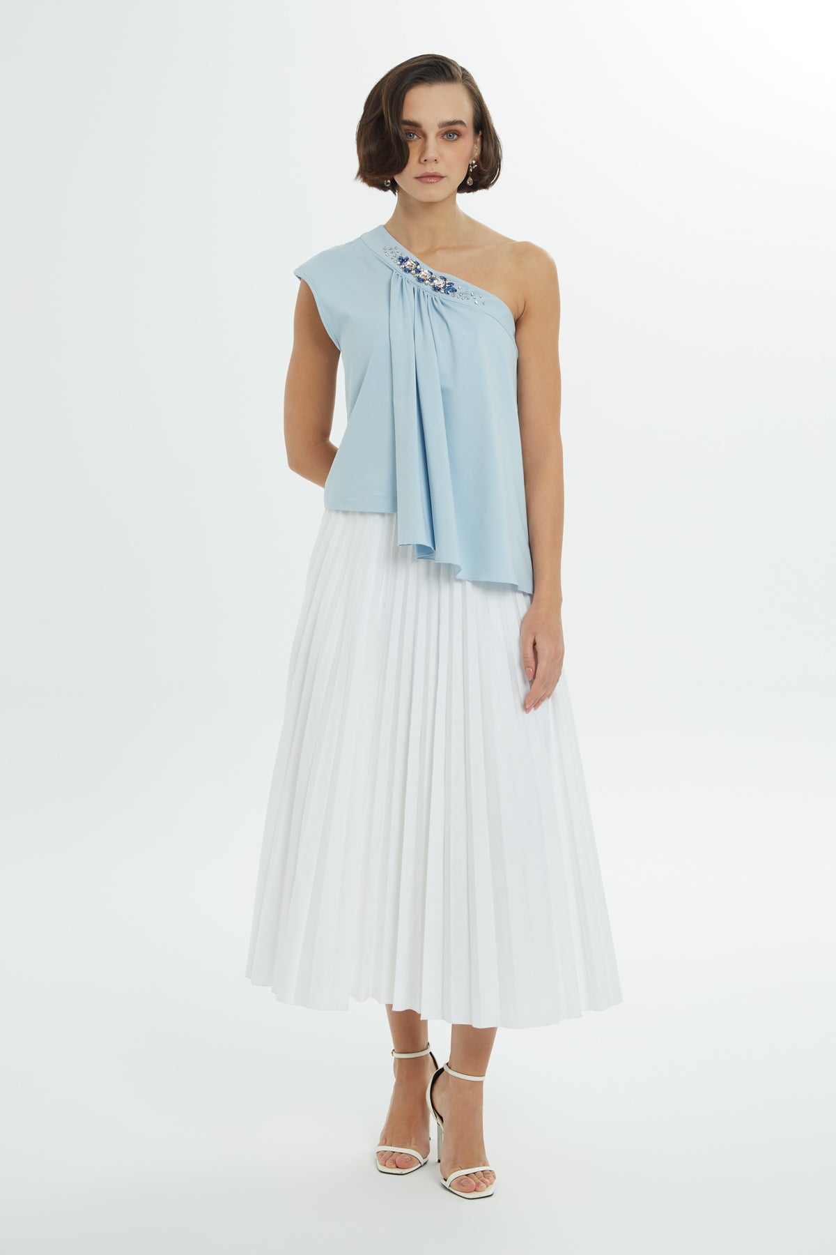 İşlemeli Tek Omuz Bluz