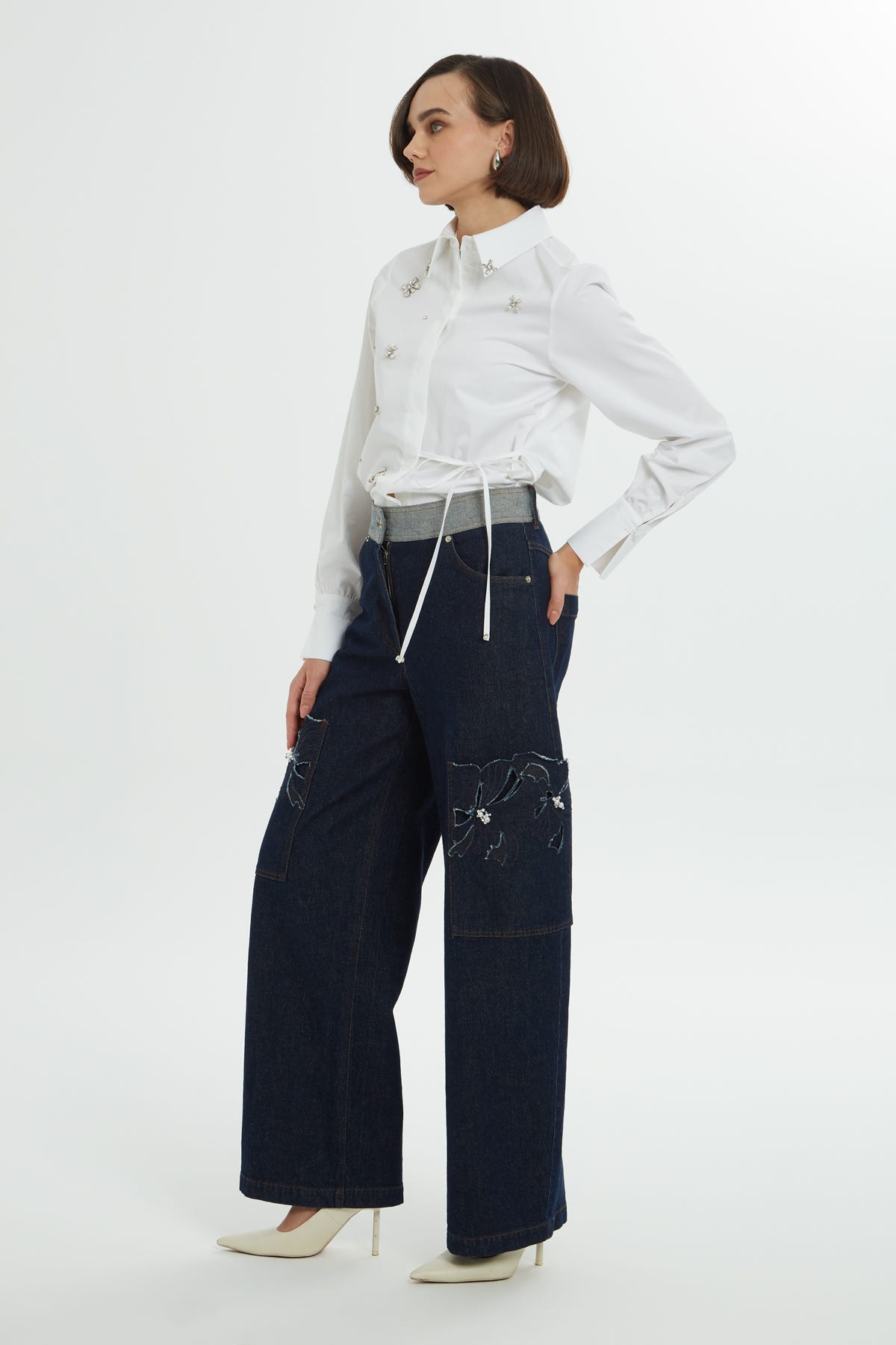 Cepleri Nakışlı Jean Pantolon