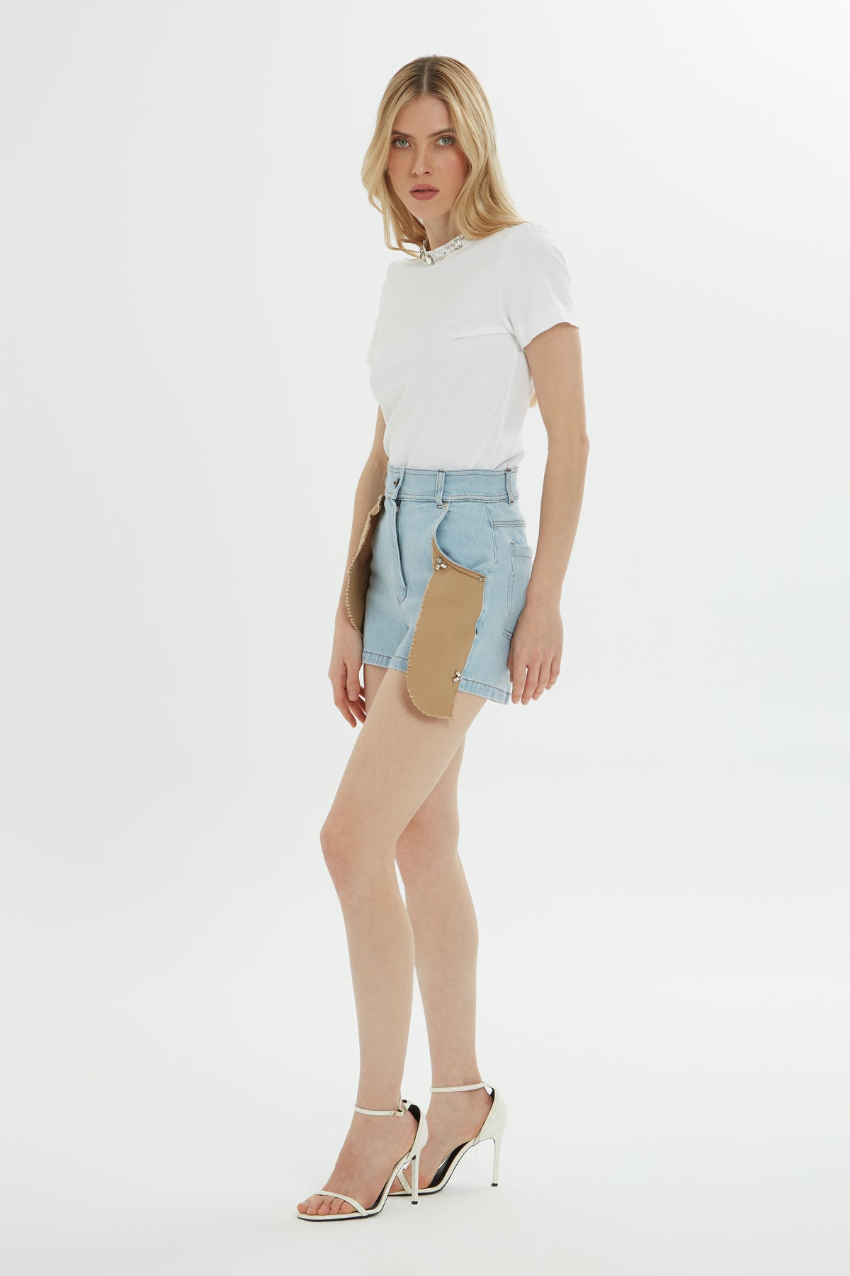 Çift Renkli Mini Jean Şort