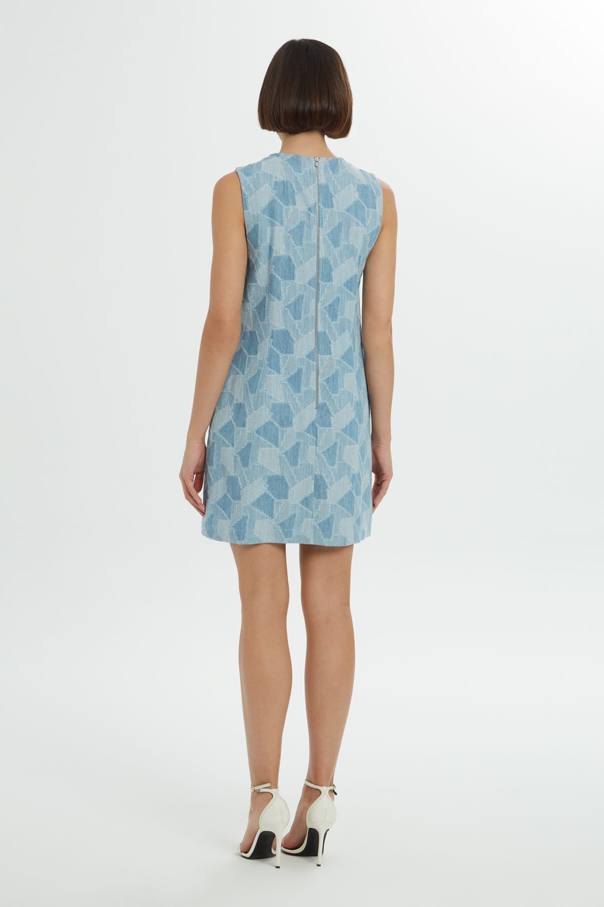 Geometrik Desenli Kısa Elbise