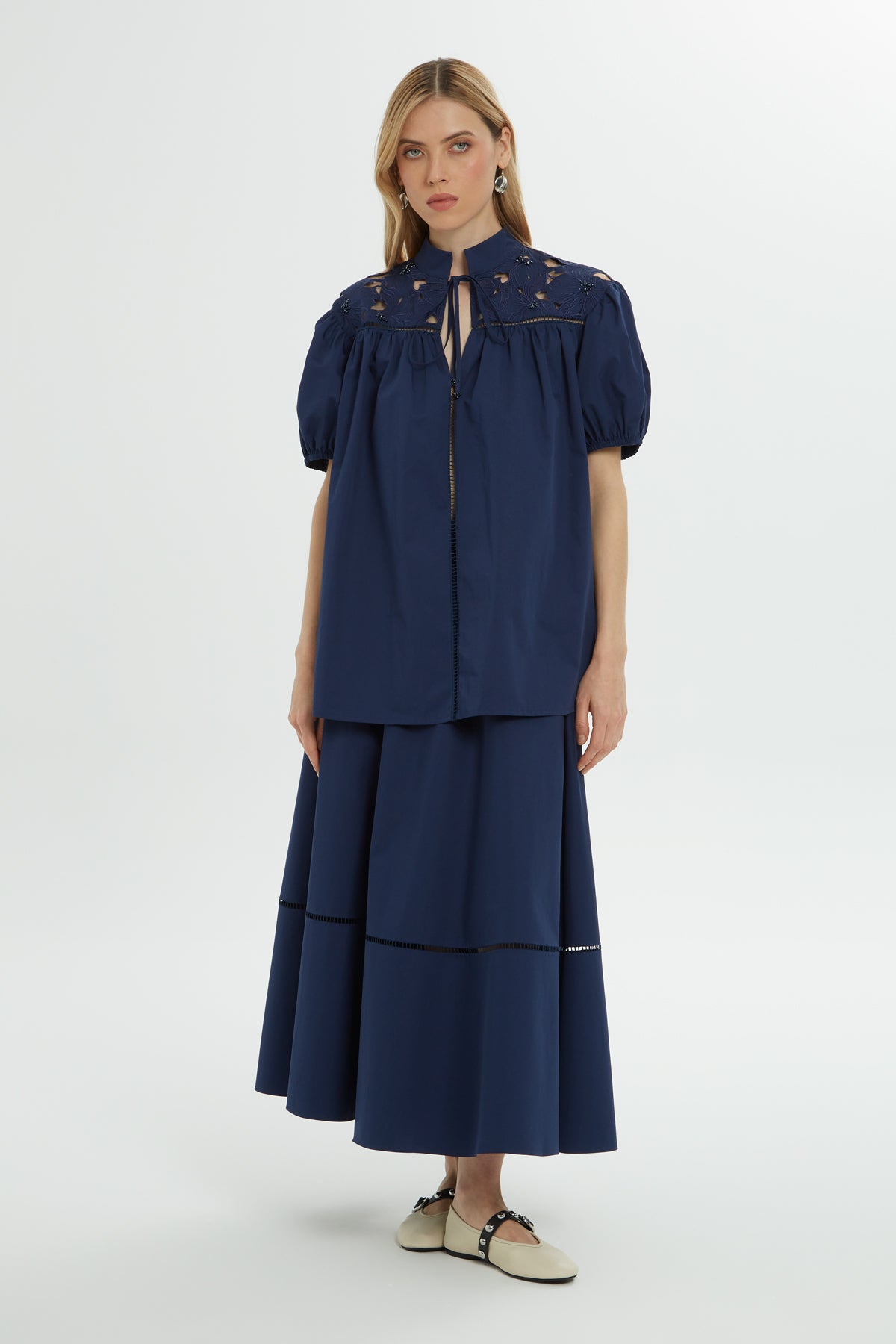 Dik Yakalı Poplin Gömlek