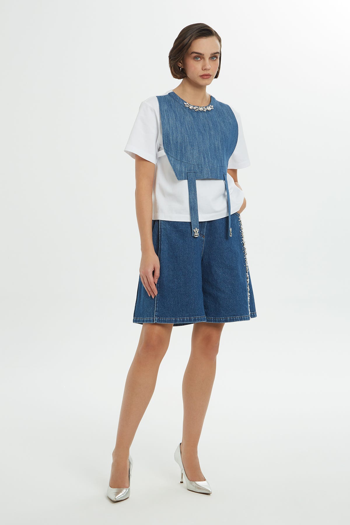 Denim Detaylı İşlemeli Bluz